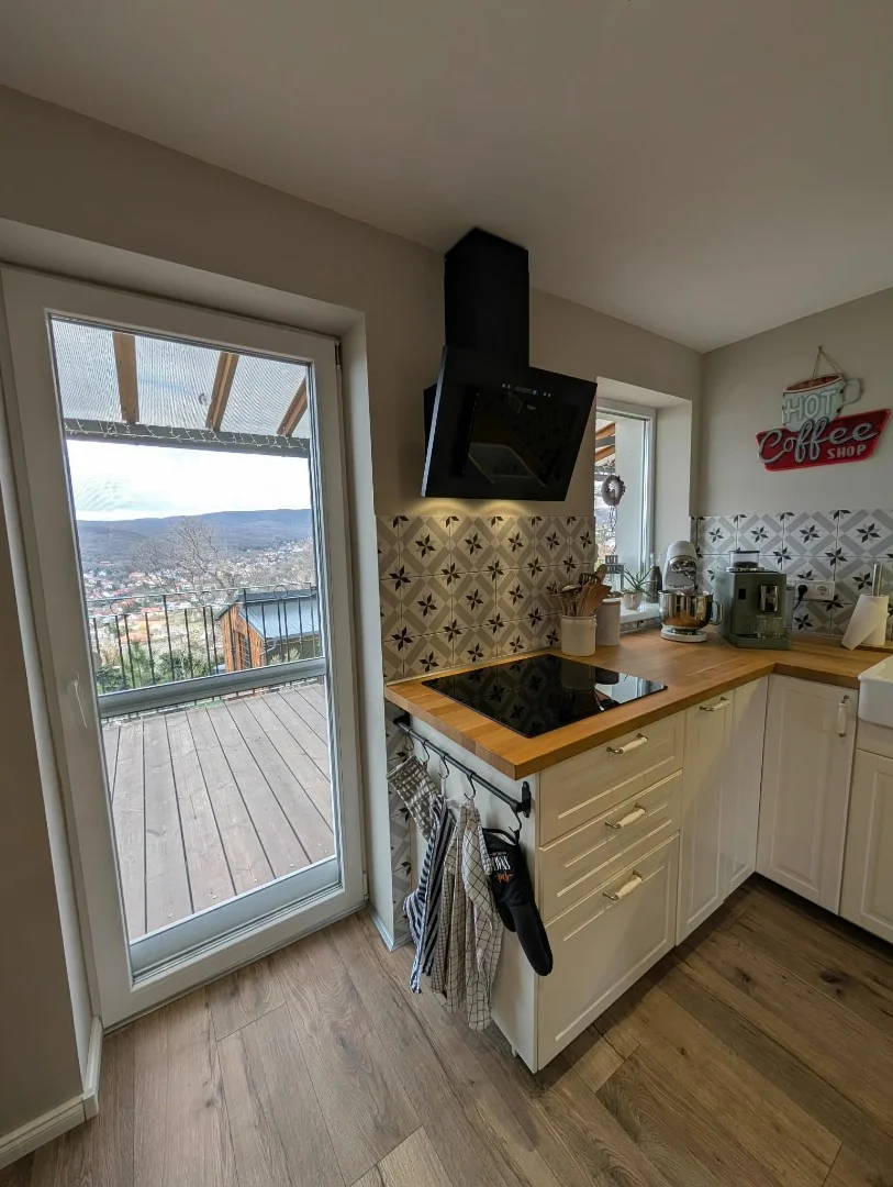 Eladó családi ház Pécsen - Kép 7