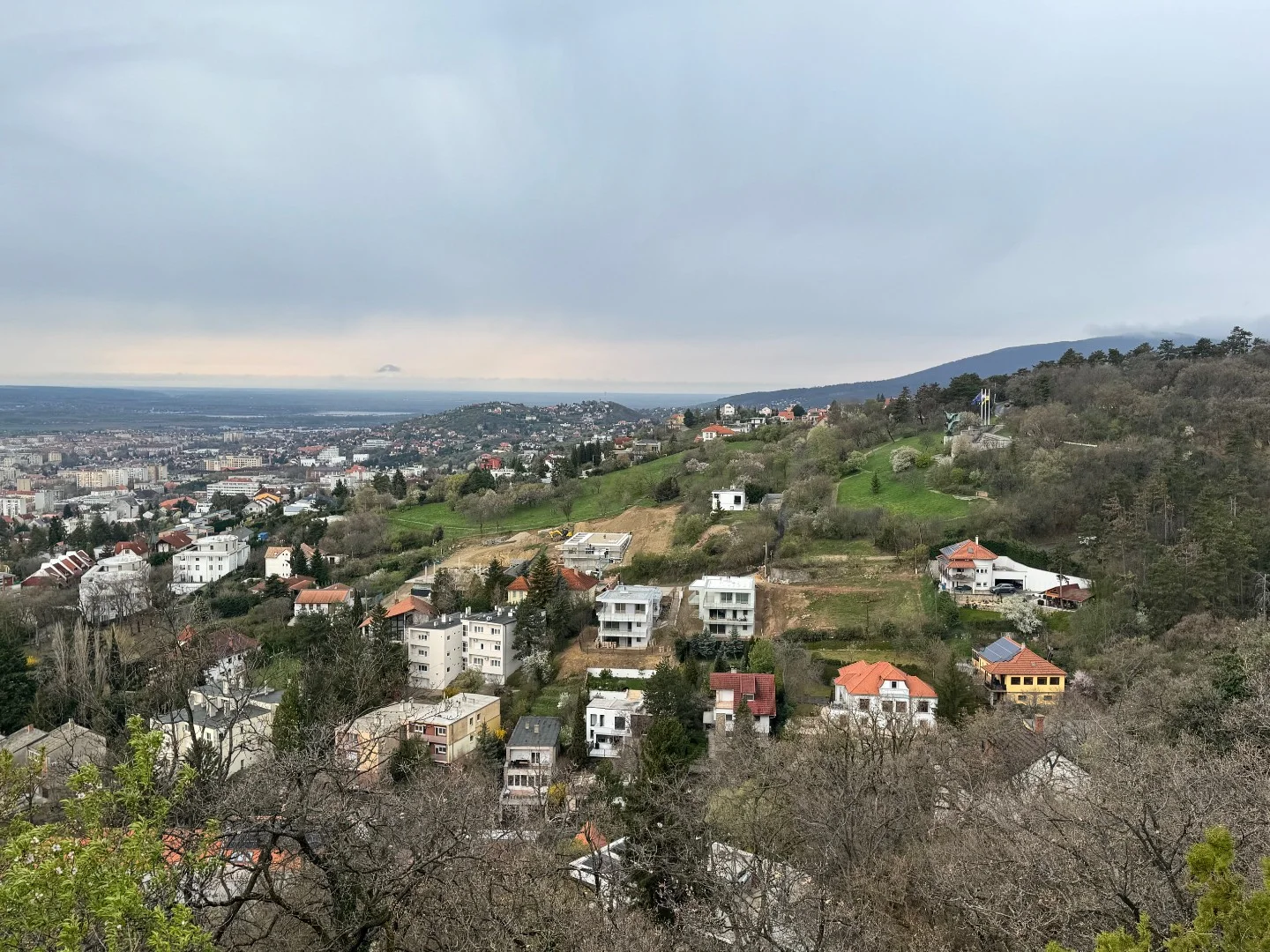 Eladó tégla lakás Pécsen - Kép 11