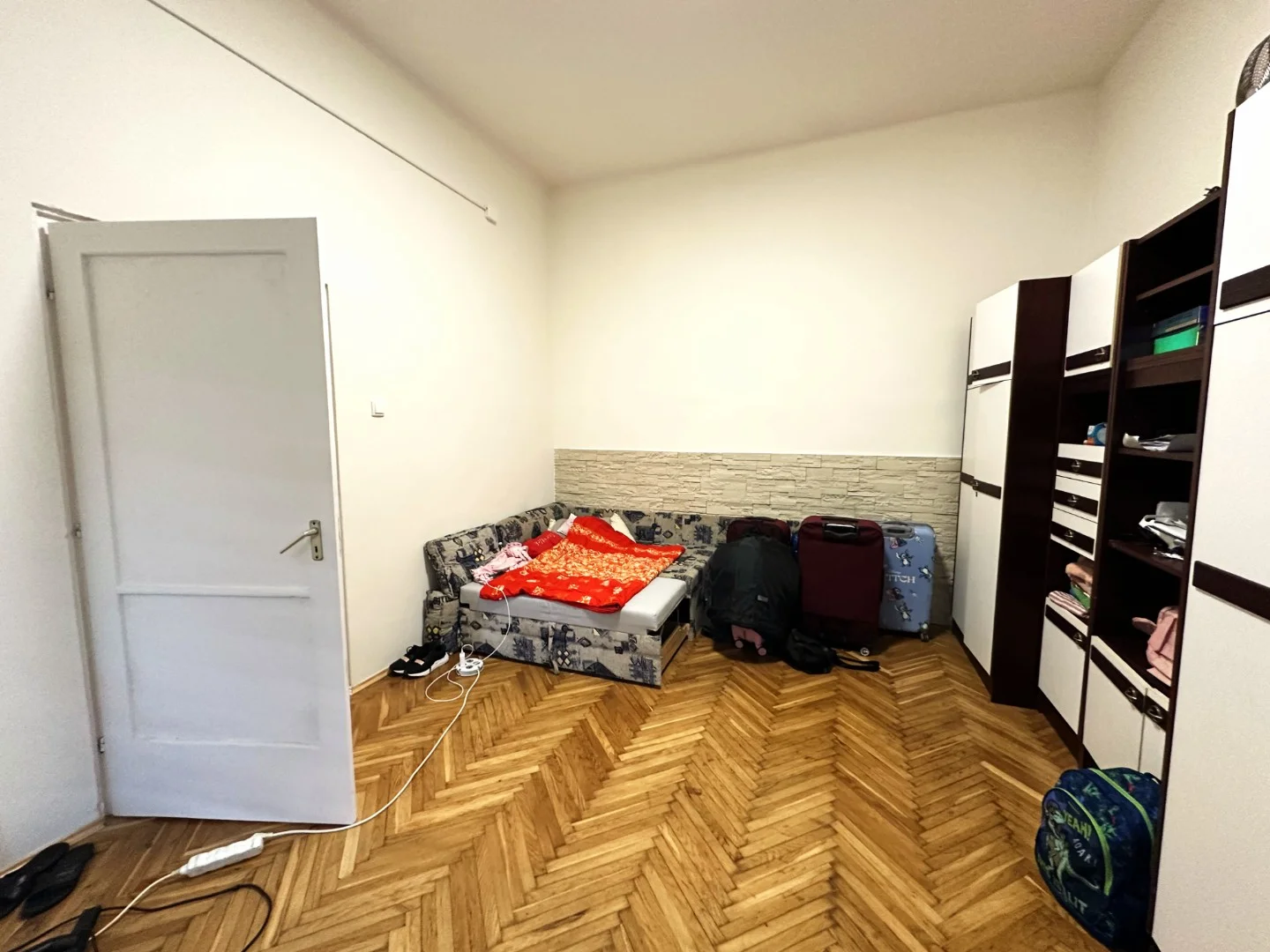 Eladó tégla lakás Pécsen - Kép 9