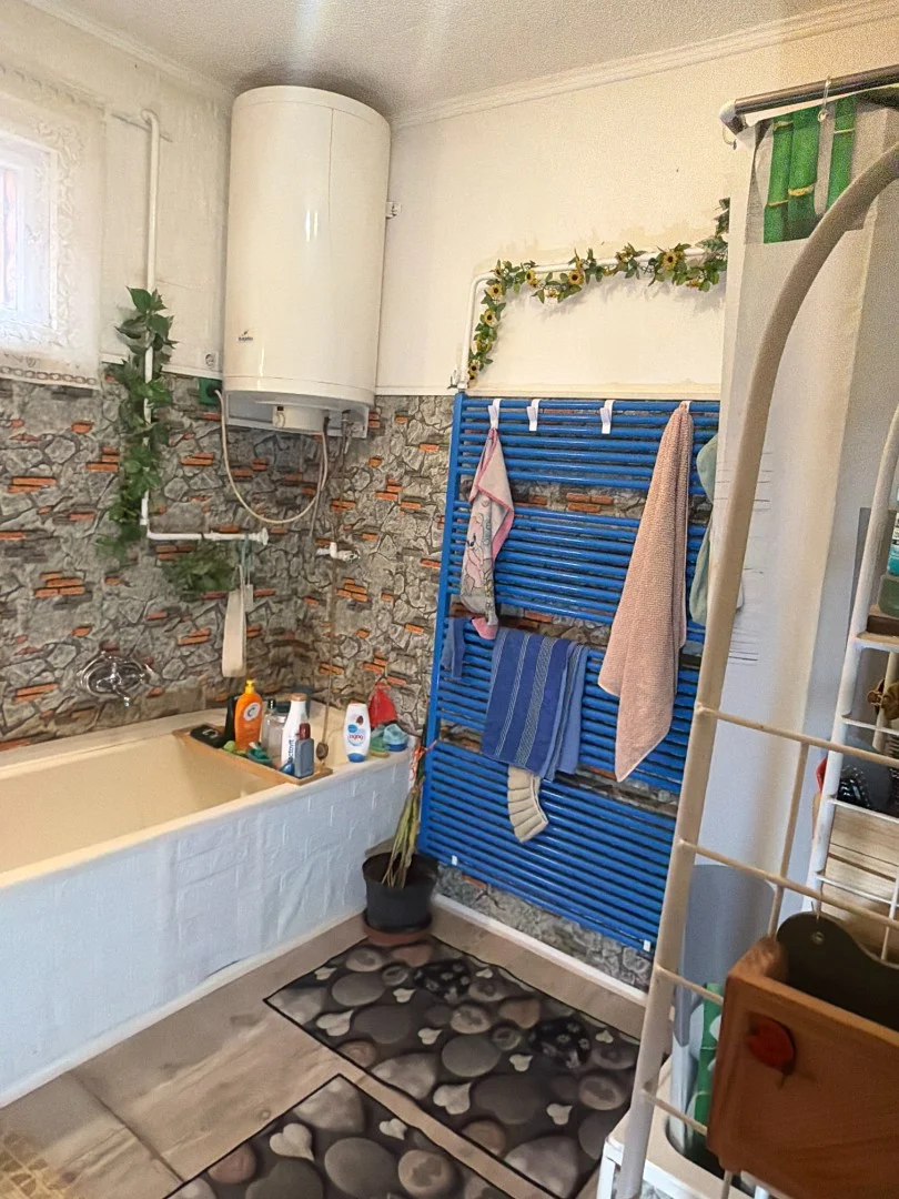 Eladó családi ház Ongan - Kép 13