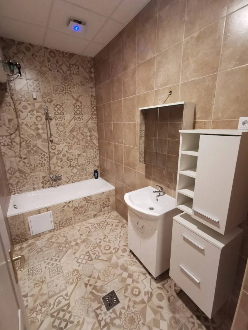 Kiadó tégla lakás Tatan - Kép 10