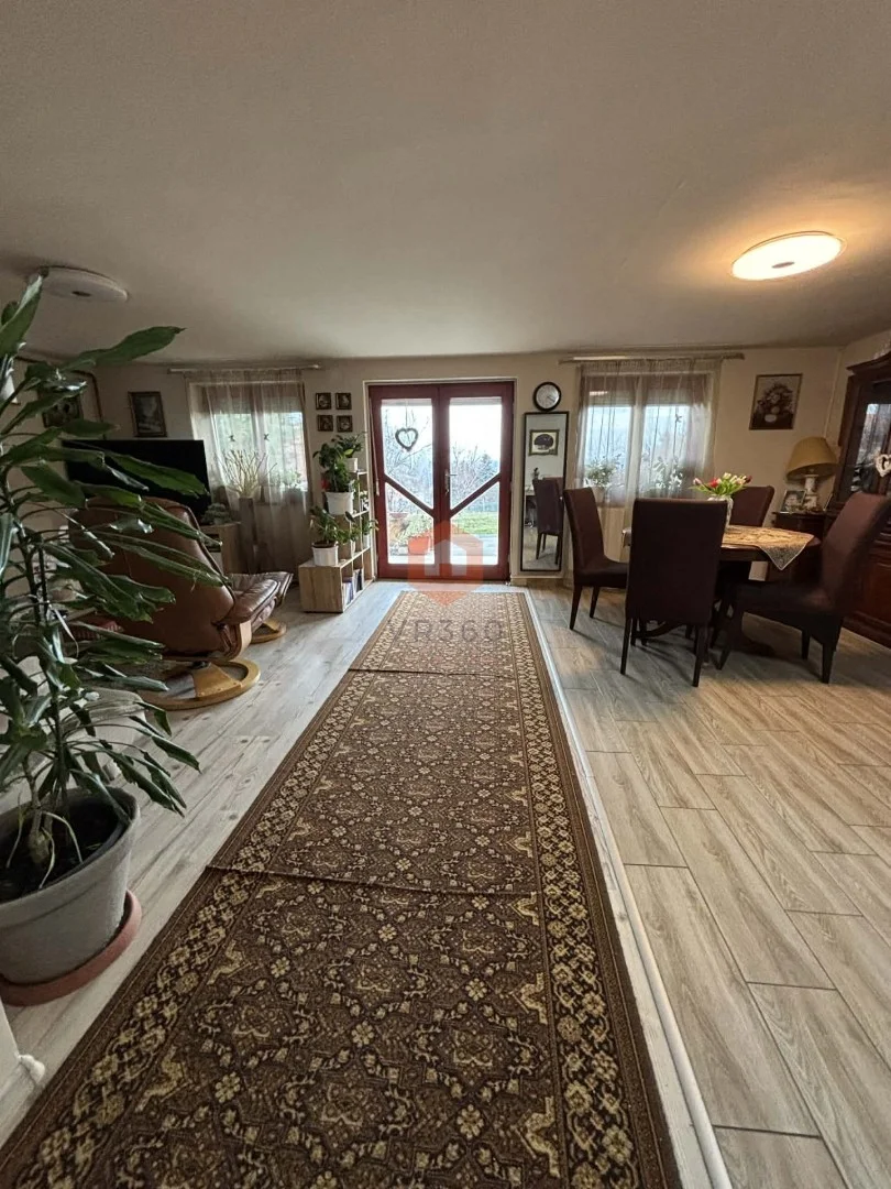 Eladó családi ház Pécsen - Kép 4