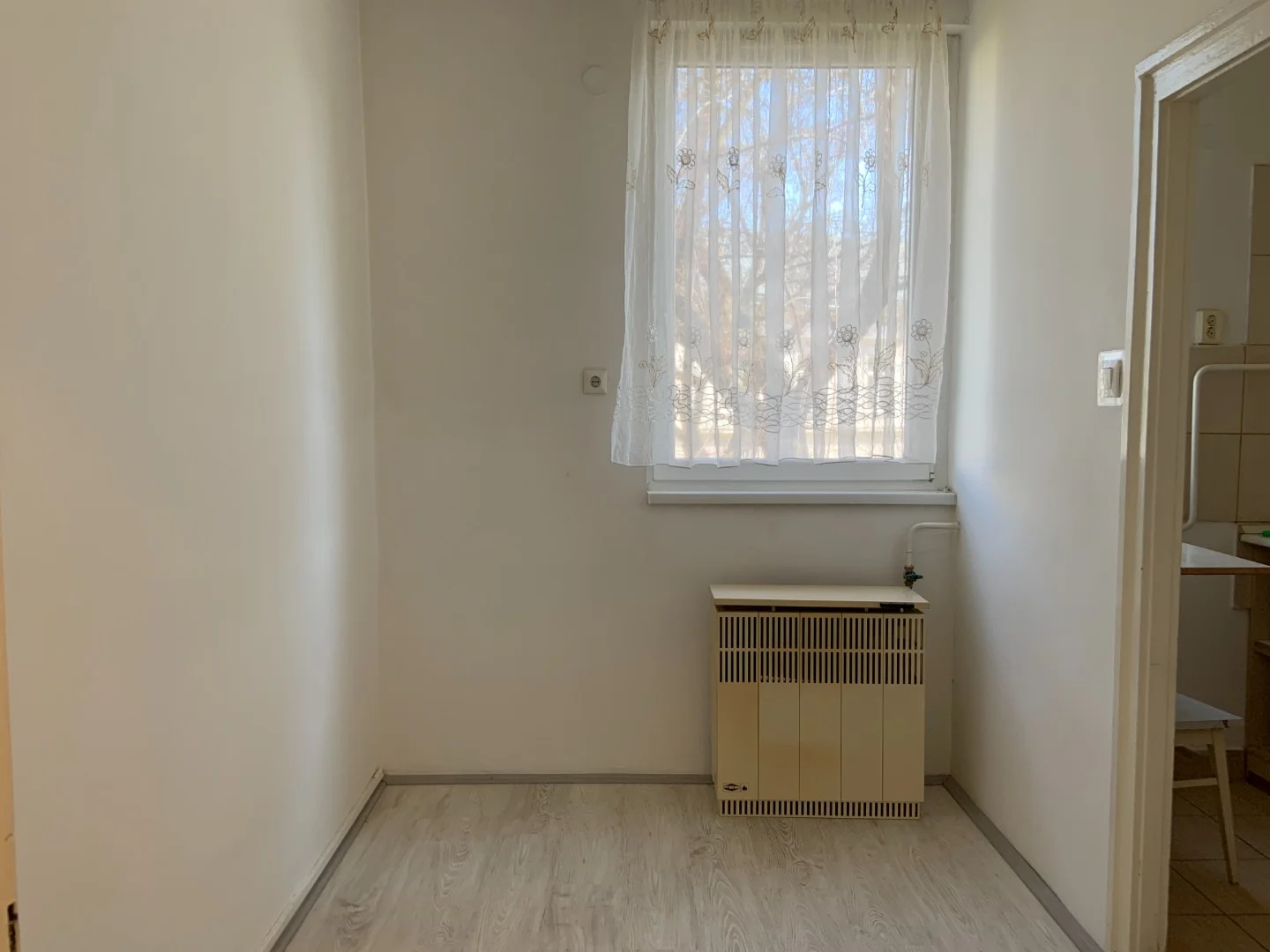 Eladó tégla lakás Debrecenben - Kép 2