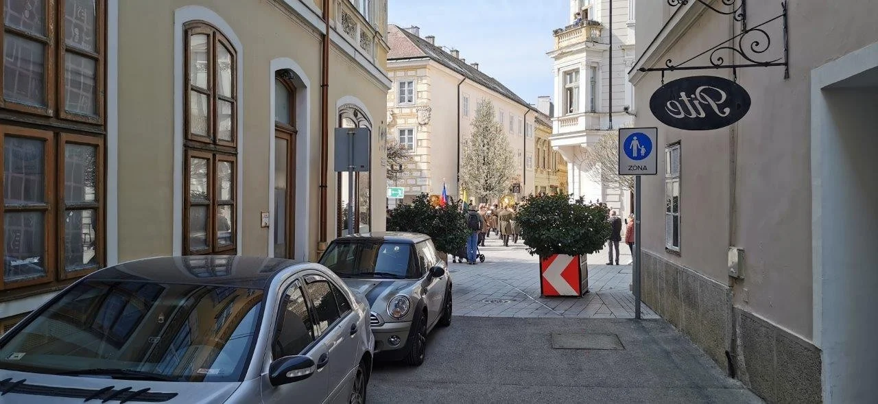 Eladó tégla lakás Székesfehérváron - Kép 2