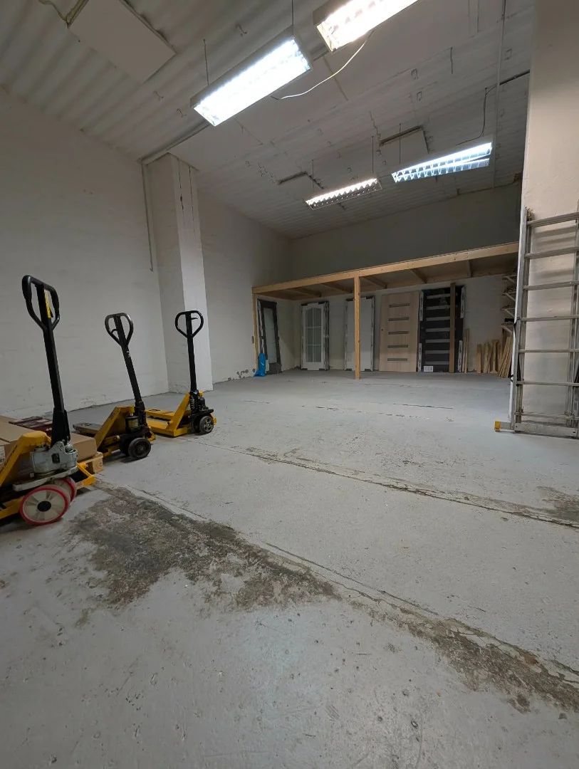 Eladó iroda iroda / üzlet / kereskedelmi / szolgáltató Pécsen - Kép 4