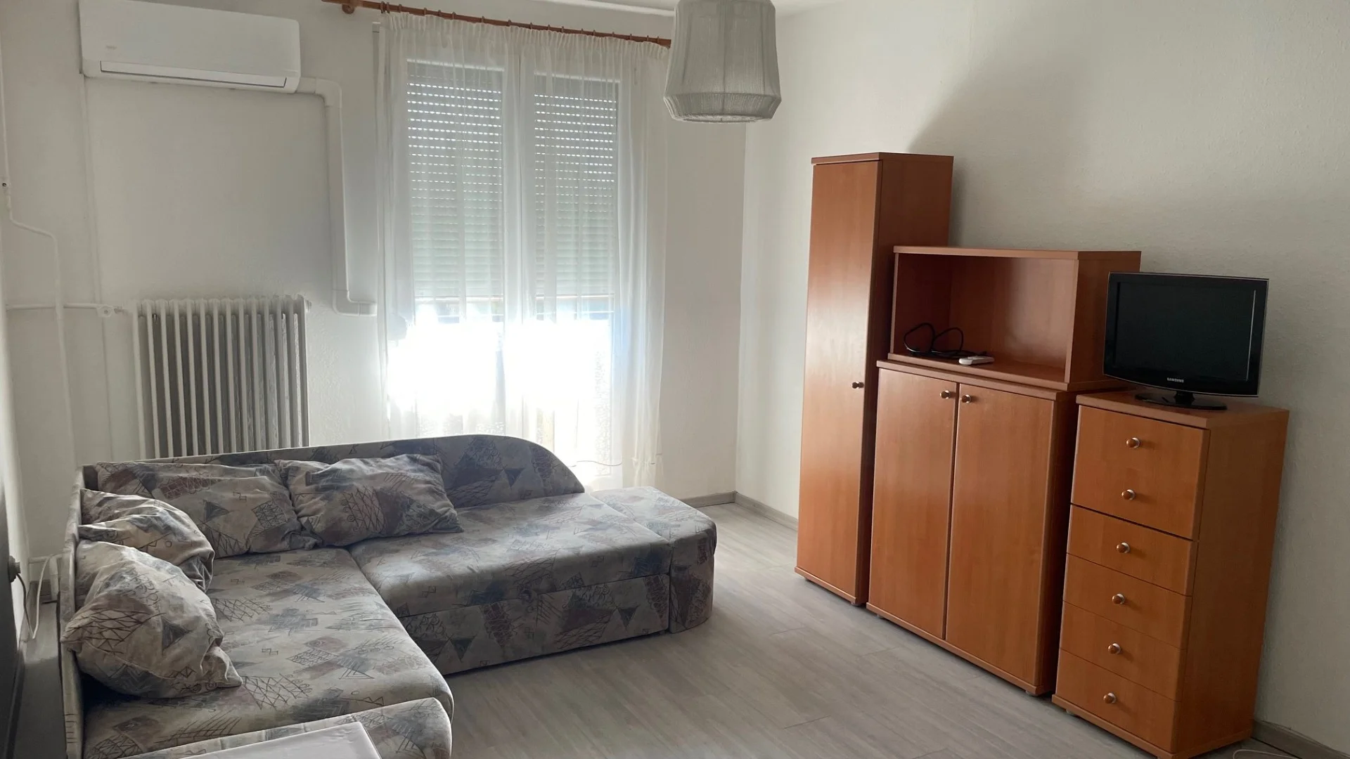 Eladó panel lakás Pécsen