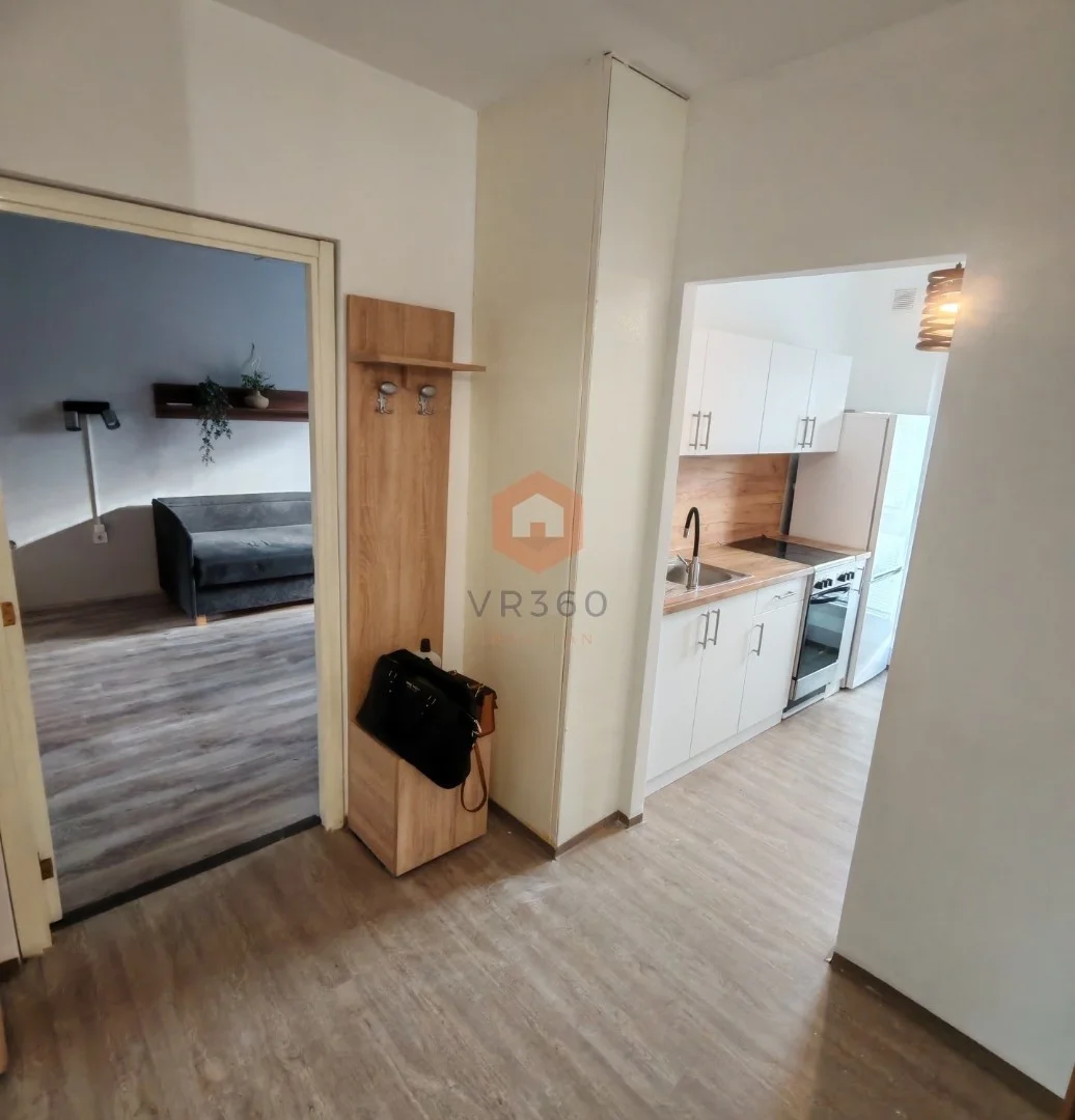 Eladó panel lakás Pécs Illyés Gyula - Kép 7