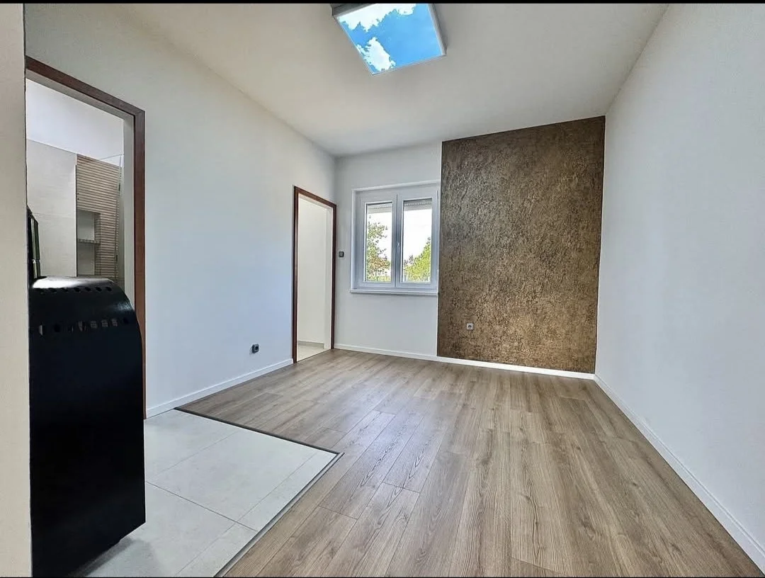 Eladó családi ház Győrött - Kép 2