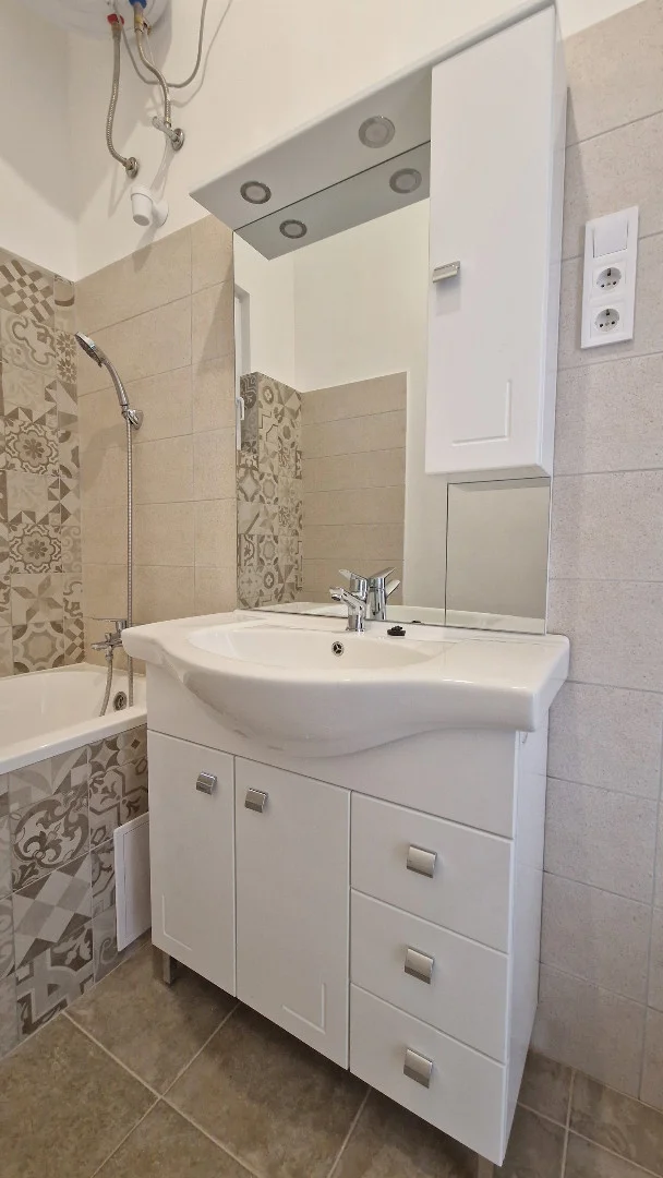 Eladó tégla lakás Budapest 04. ker.en - Kép 10