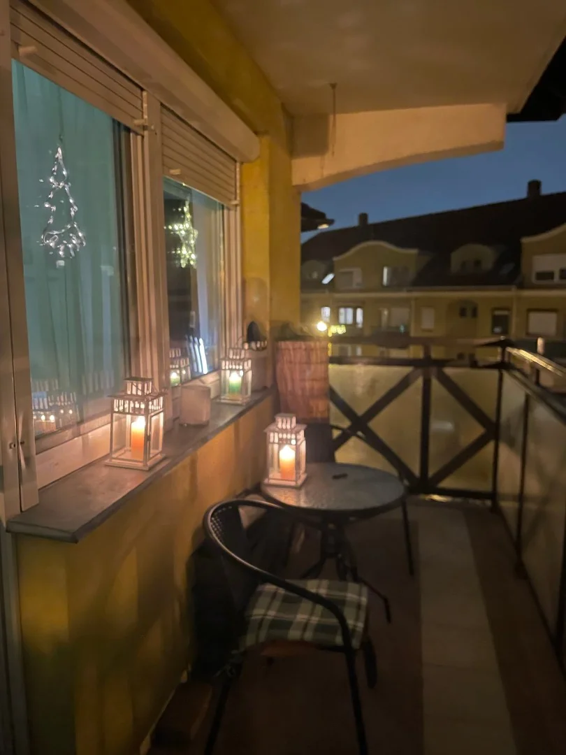 Eladó tégla lakás Győrött - Kép 13