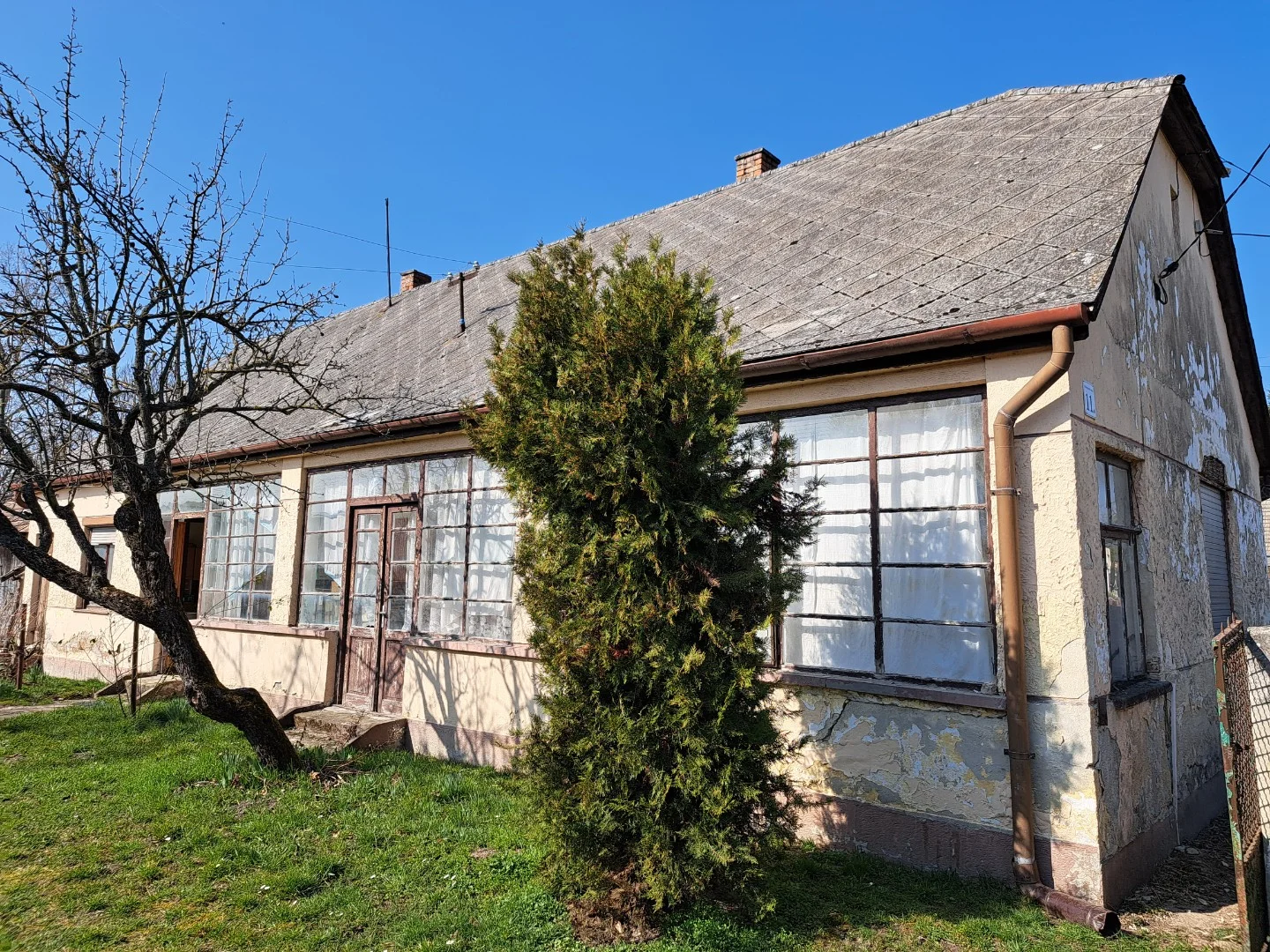 Eladó családi ház Csákváron - Kép 3