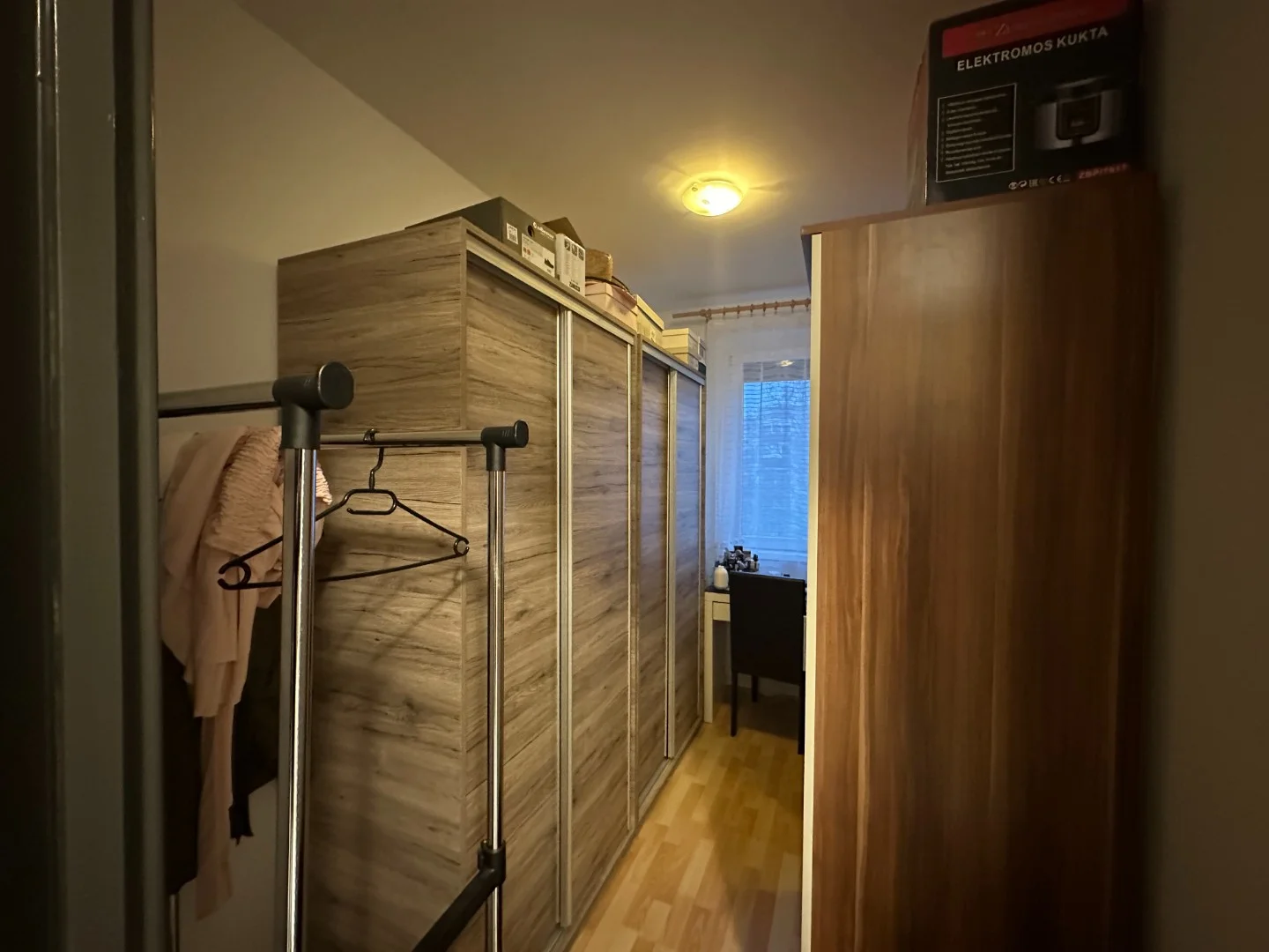 Eladó panel lakás Pécsen - Kép 10