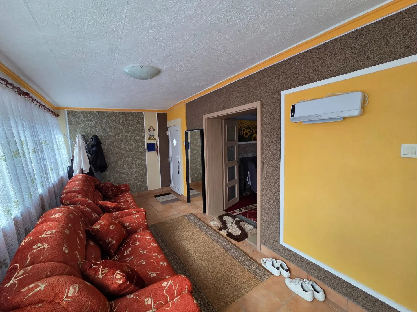 Eladó családi ház Bujon