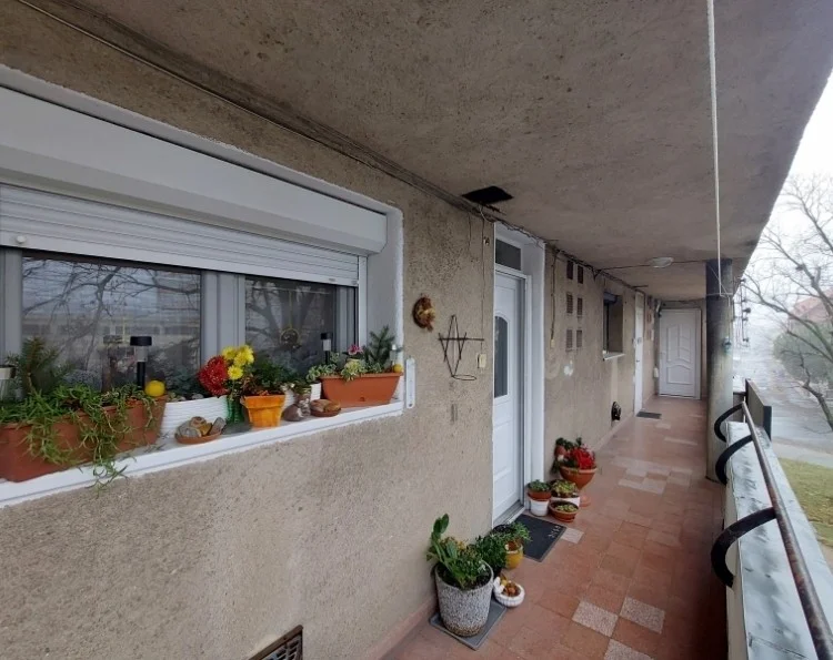 Eladó tégla lakás Pécsen