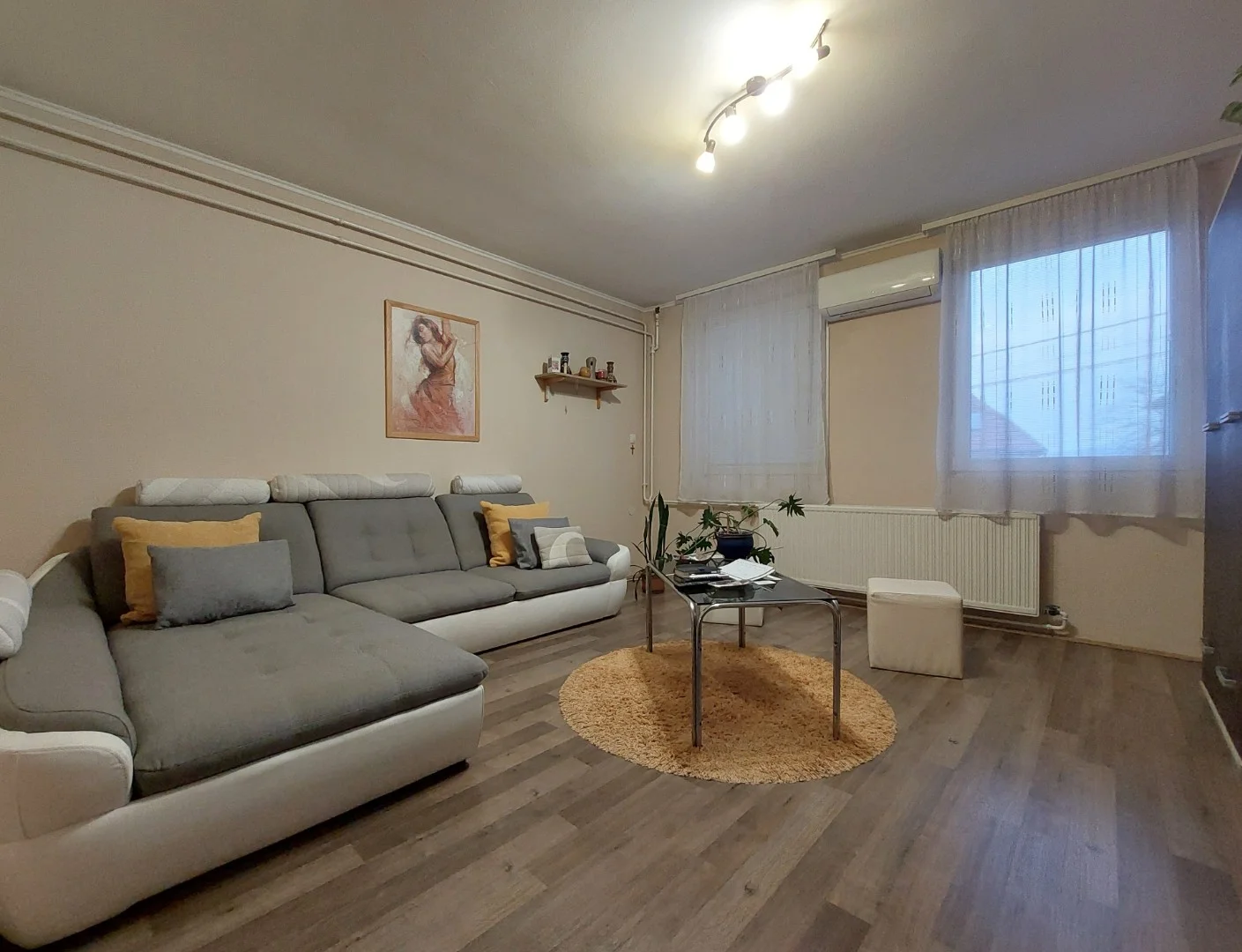 Eladó családi ház Pécsen - Kép 10