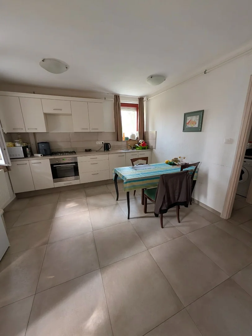 Eladó családi ház Pécsen - Kép 14