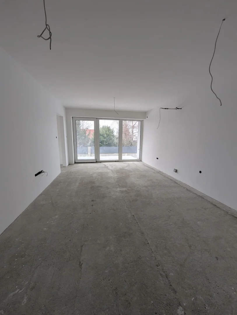 Eladó tégla lakás Pécsen - Kép 3