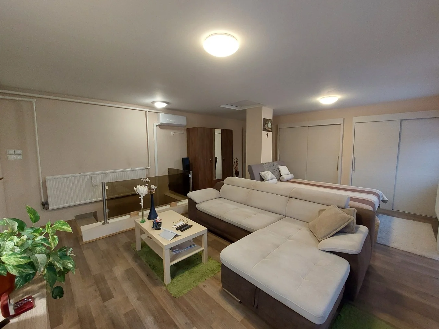 Eladó családi ház Pécsen - Kép 6