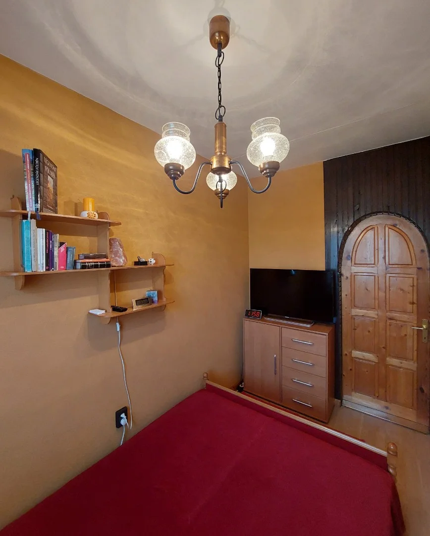 Eladó panel lakás Pécsen - Kép 9