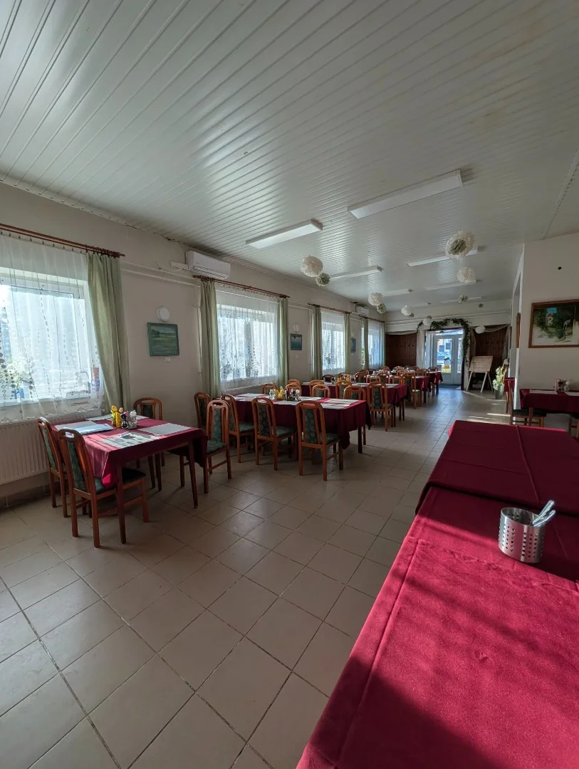 Eladó étterem, bisztró iroda / üzlet / kereskedelmi / szolgáltató Sellyen - Kép 4