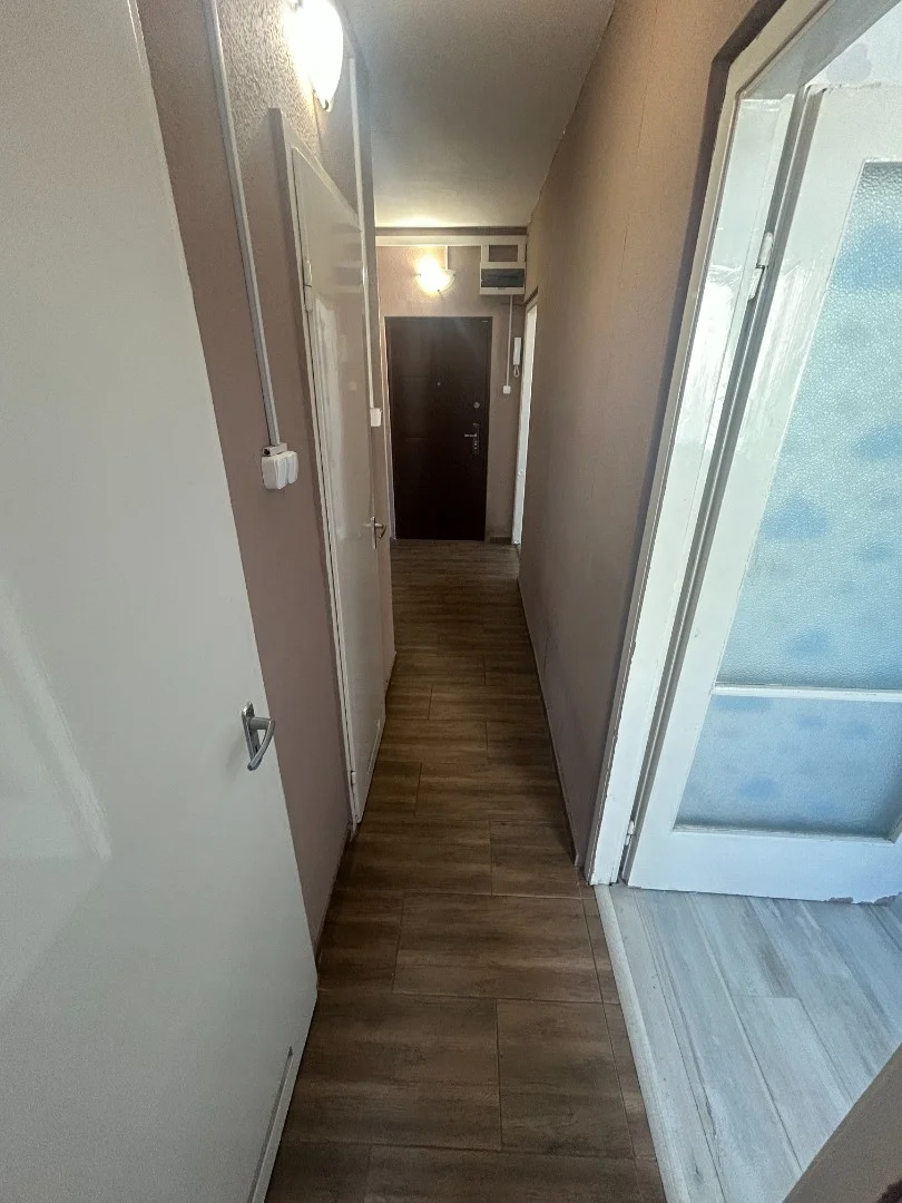 Eladó panel lakás Debrecenben - Kép 5