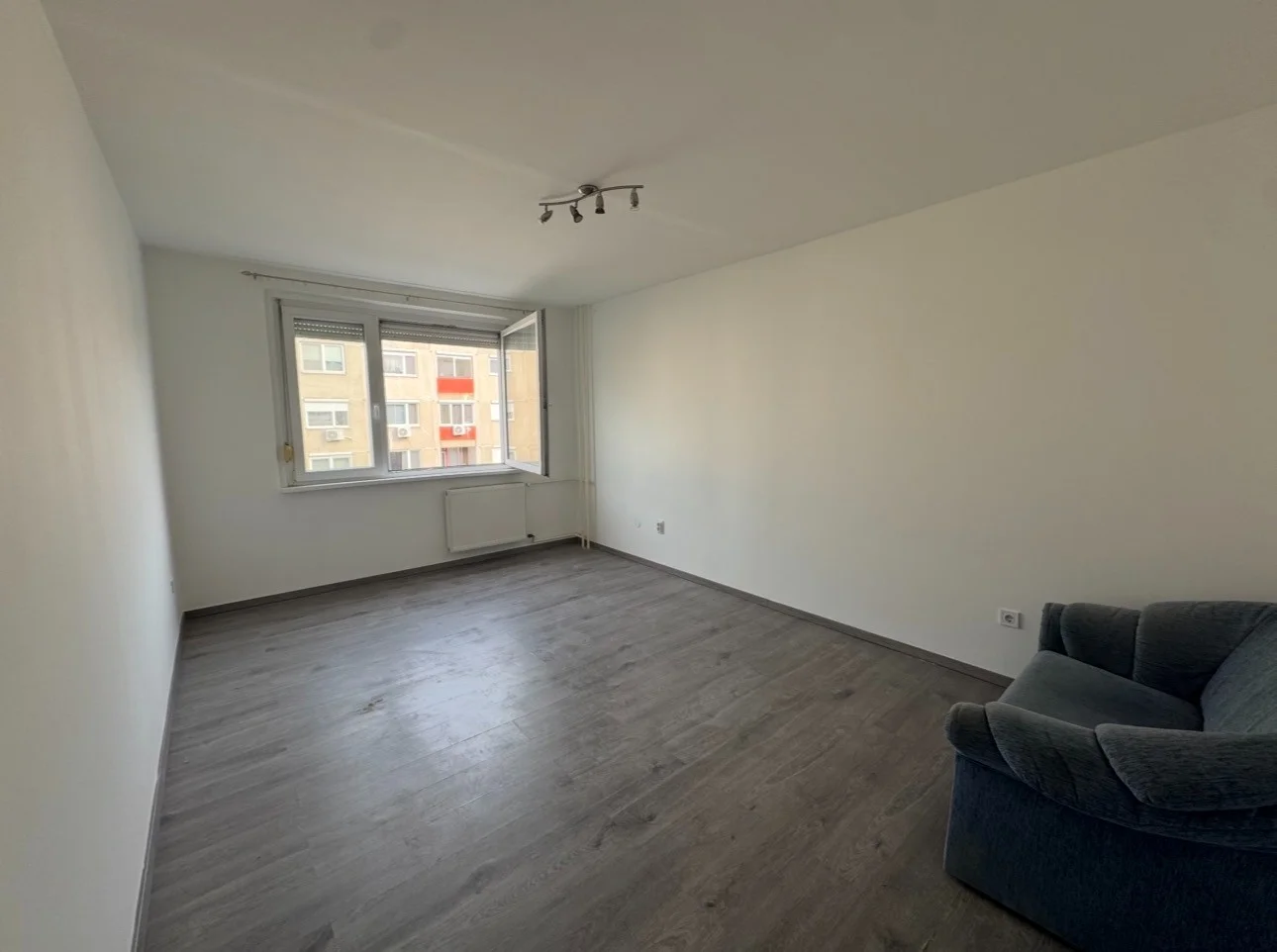 Eladó panel lakás Miskolcon - Kép 6