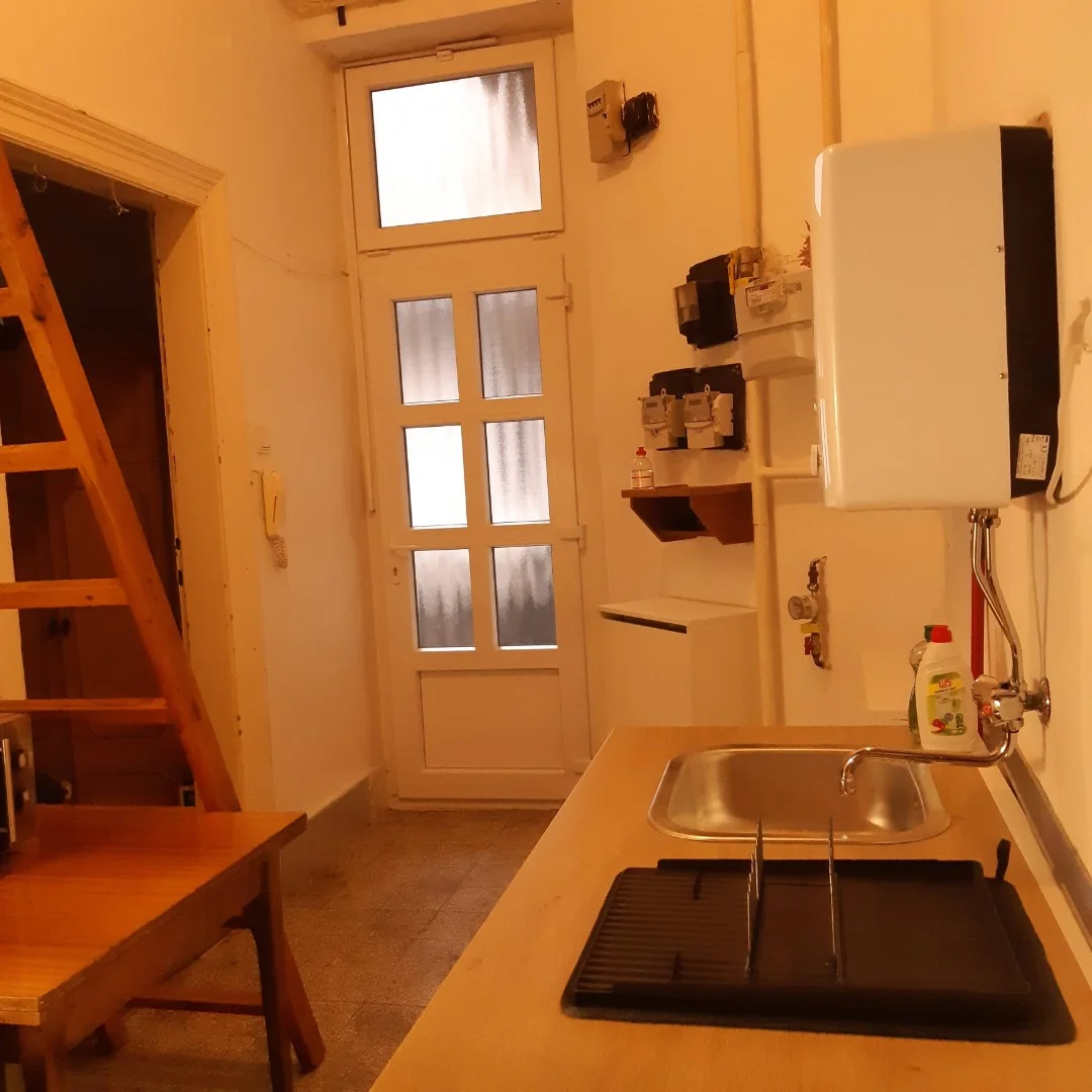 Eladó tégla lakás Budapest 08. ker.en - Kép 8