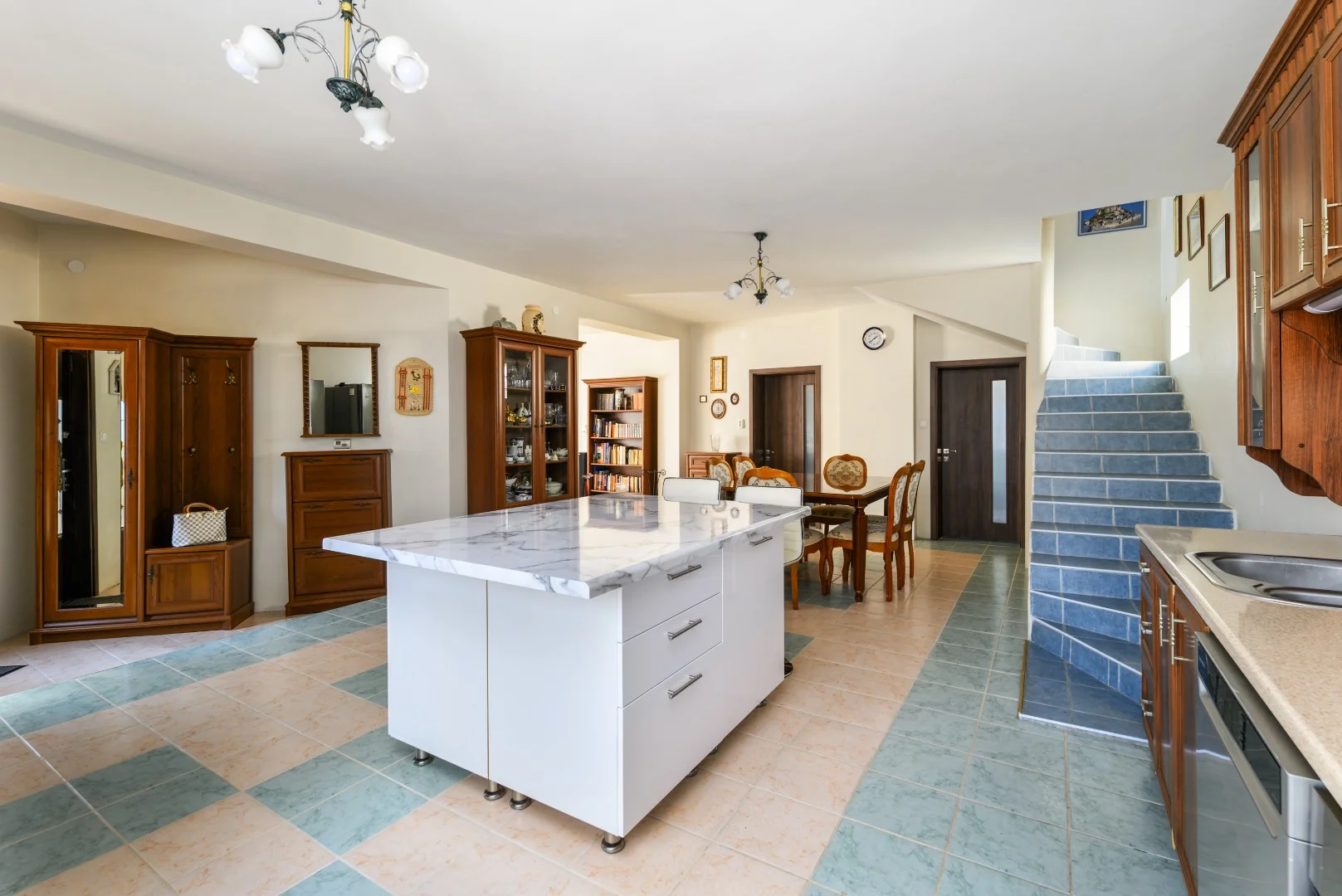 Eladó családi ház Tárnokon - Kép 5