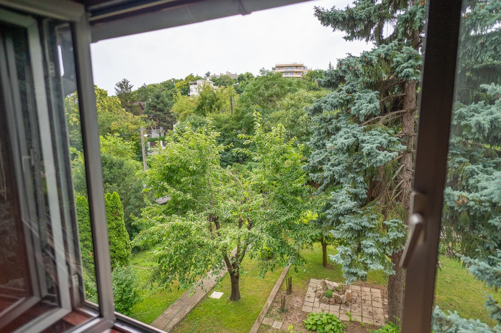 Eladó családi ház Budapest 03. ker.en - Kép 5