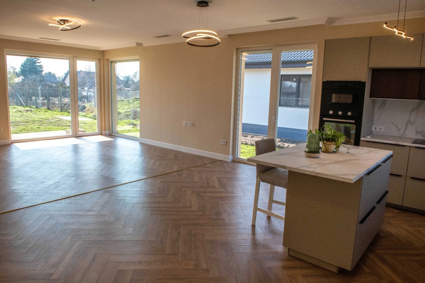 Eladó családi ház Szegeden - Kép 9