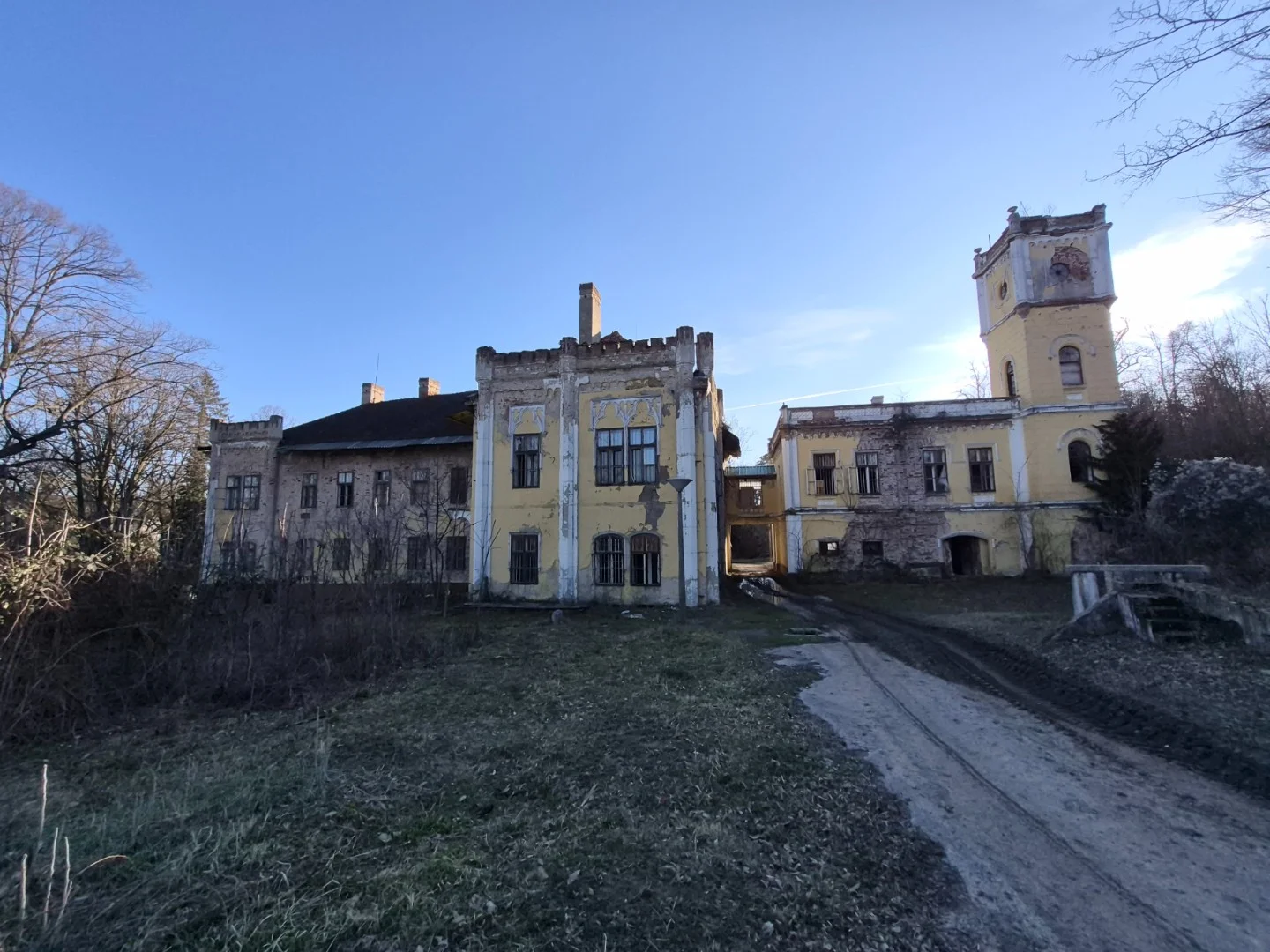 Eladó intézmény iroda / üzlet / kereskedelmi / szolgáltató Bakócan - Kép 9