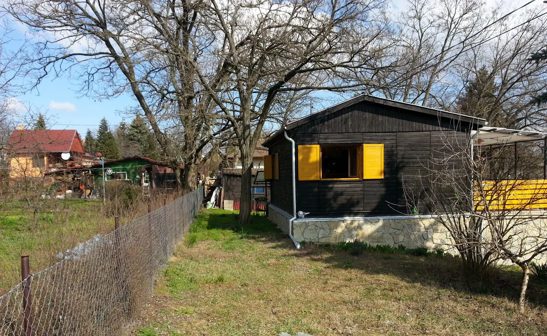 Eladó önálló nyaraló nyaraló / üdülő Erdőkertesen - Kép 2