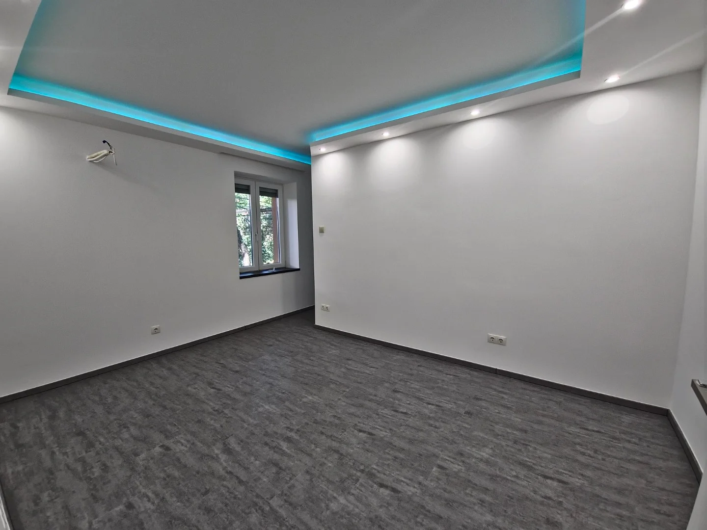 Eladó tégla lakás Pécsen - Kép 5