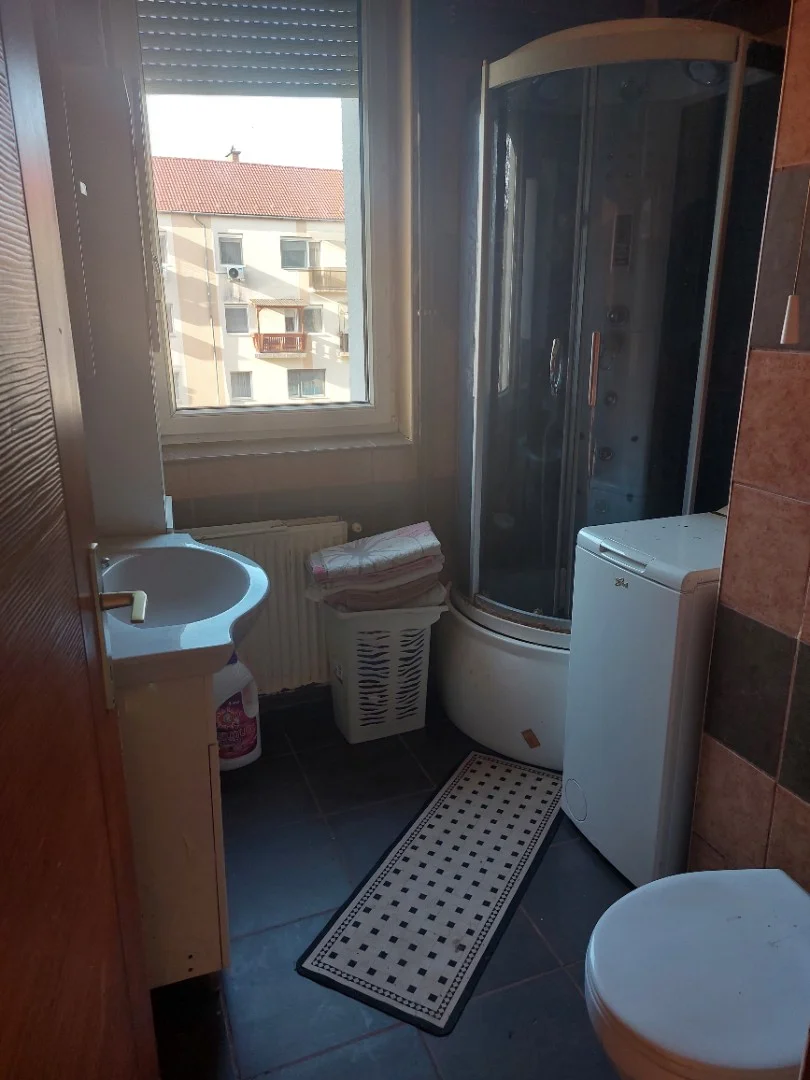 Eladó panel lakás Berente Gagarin utca - Kép 5