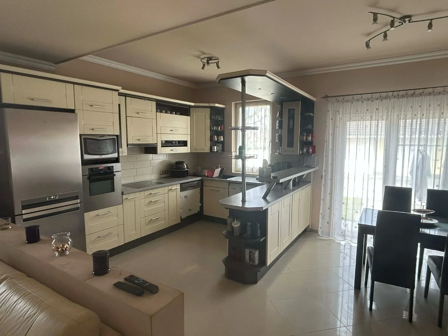 Eladó családi ház Szegeden - Kép 6