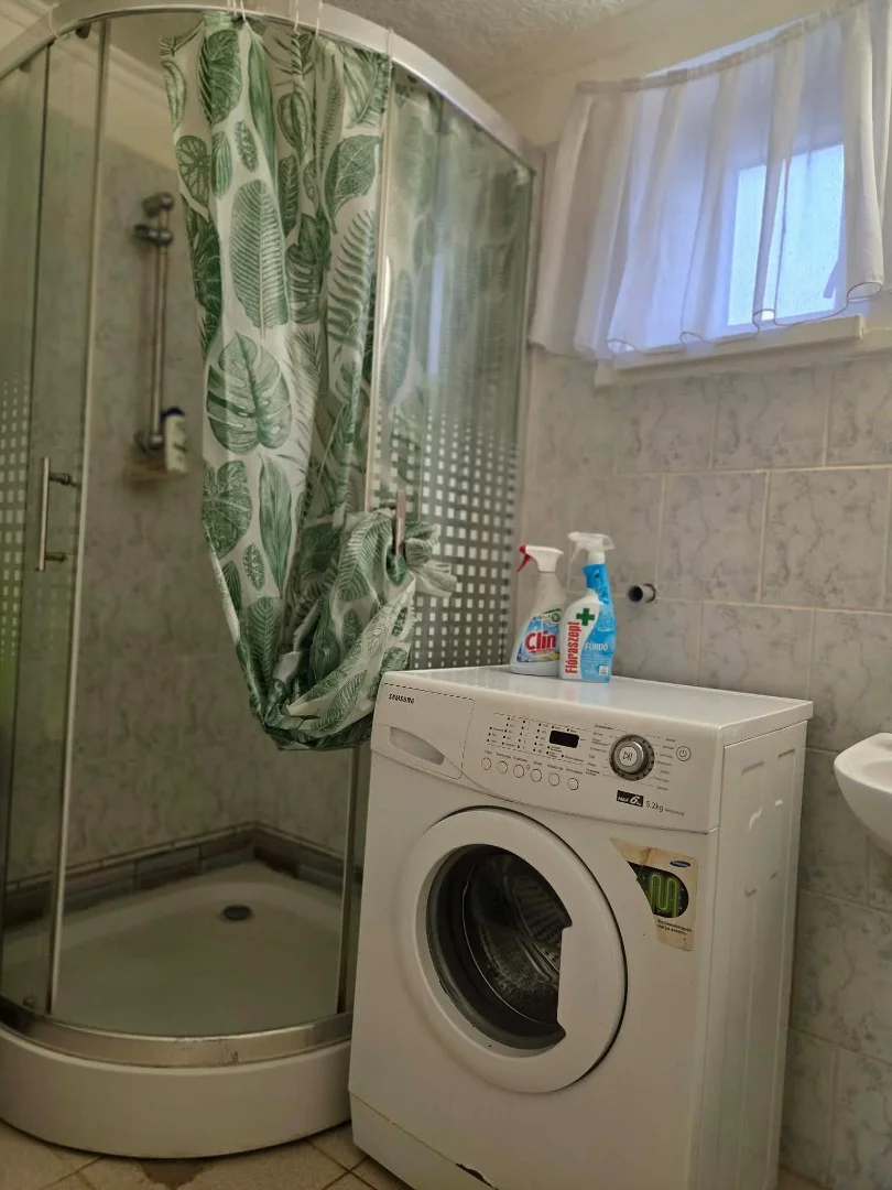 Eladó családi ház Bujon - Kép 19