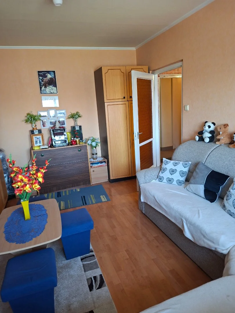 Eladó panel lakás Székesfehérváron - Kép 3