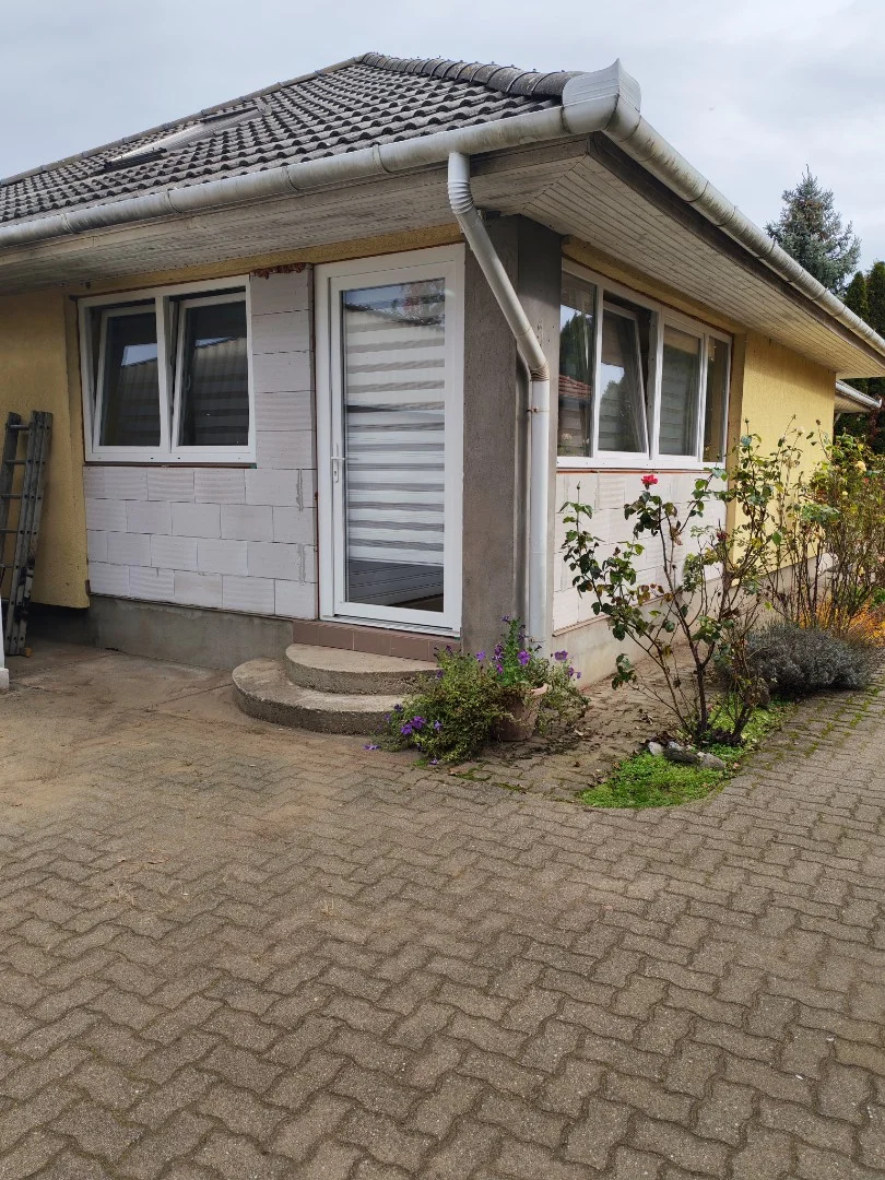 Eladó családi ház Nyíregyházán - Kép 3