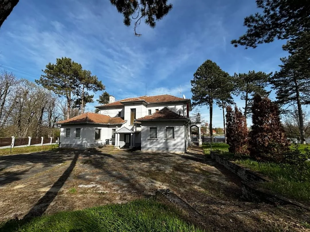 Eladó családi ház Orosházan