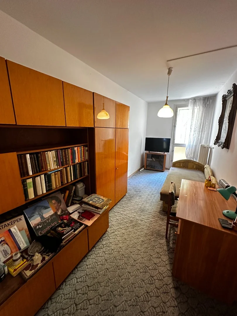 Eladó panel lakás Pécsen - Kép 5