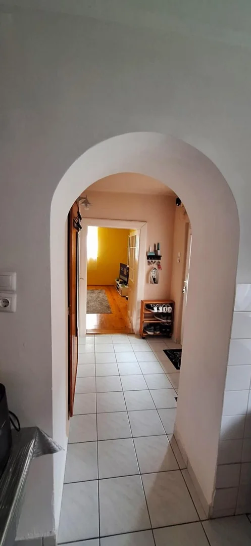 Eladó családi ház Csömören - Kép 8