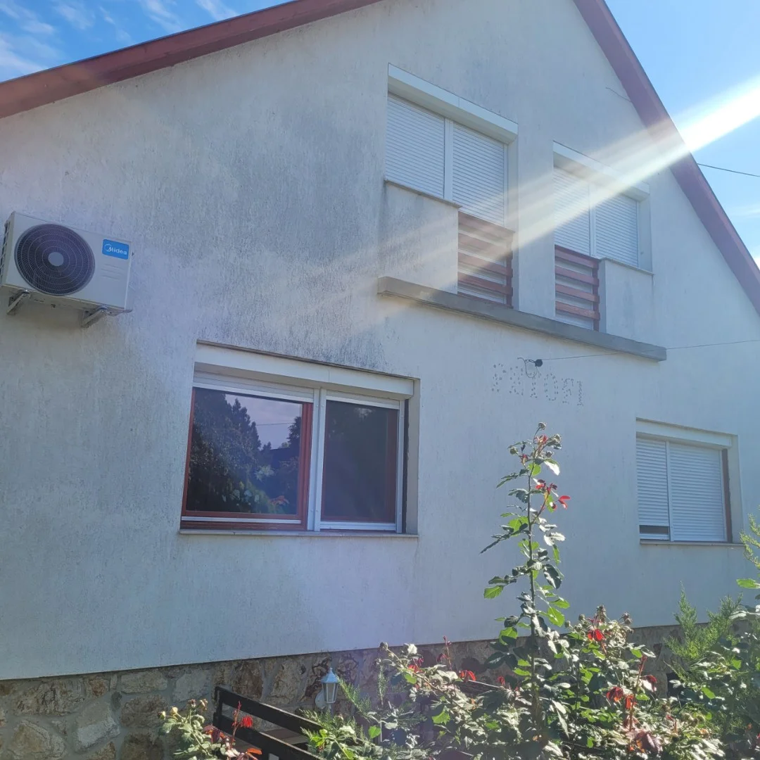 Eladó családi ház Tordason - Kép 2