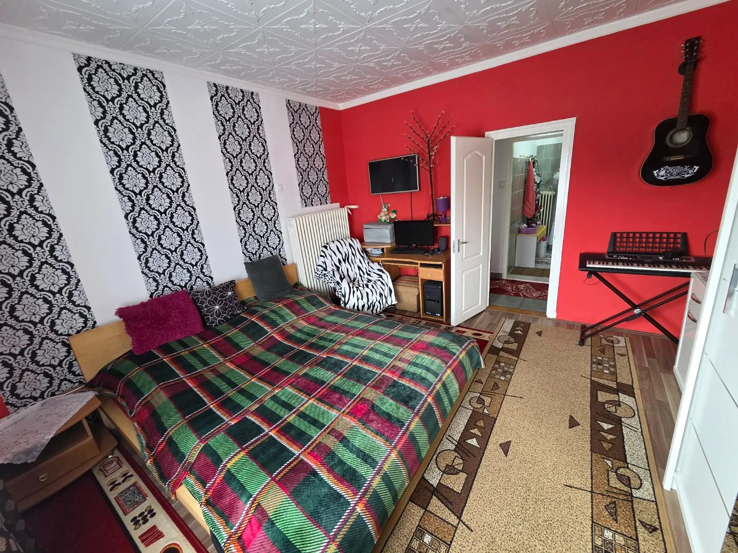 Eladó családi ház Bujon - Kép 10