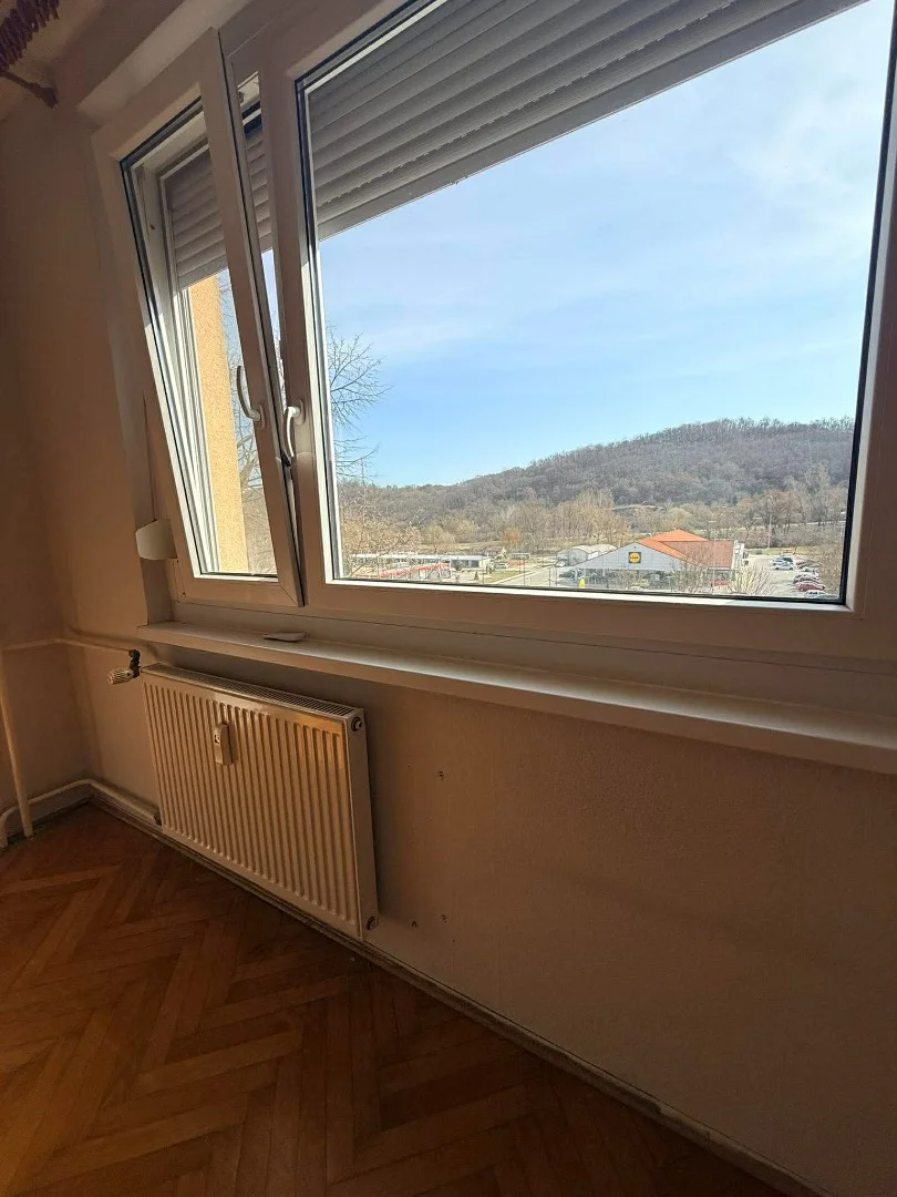 Eladó panel lakás Kazincbarcikan - Kép 2