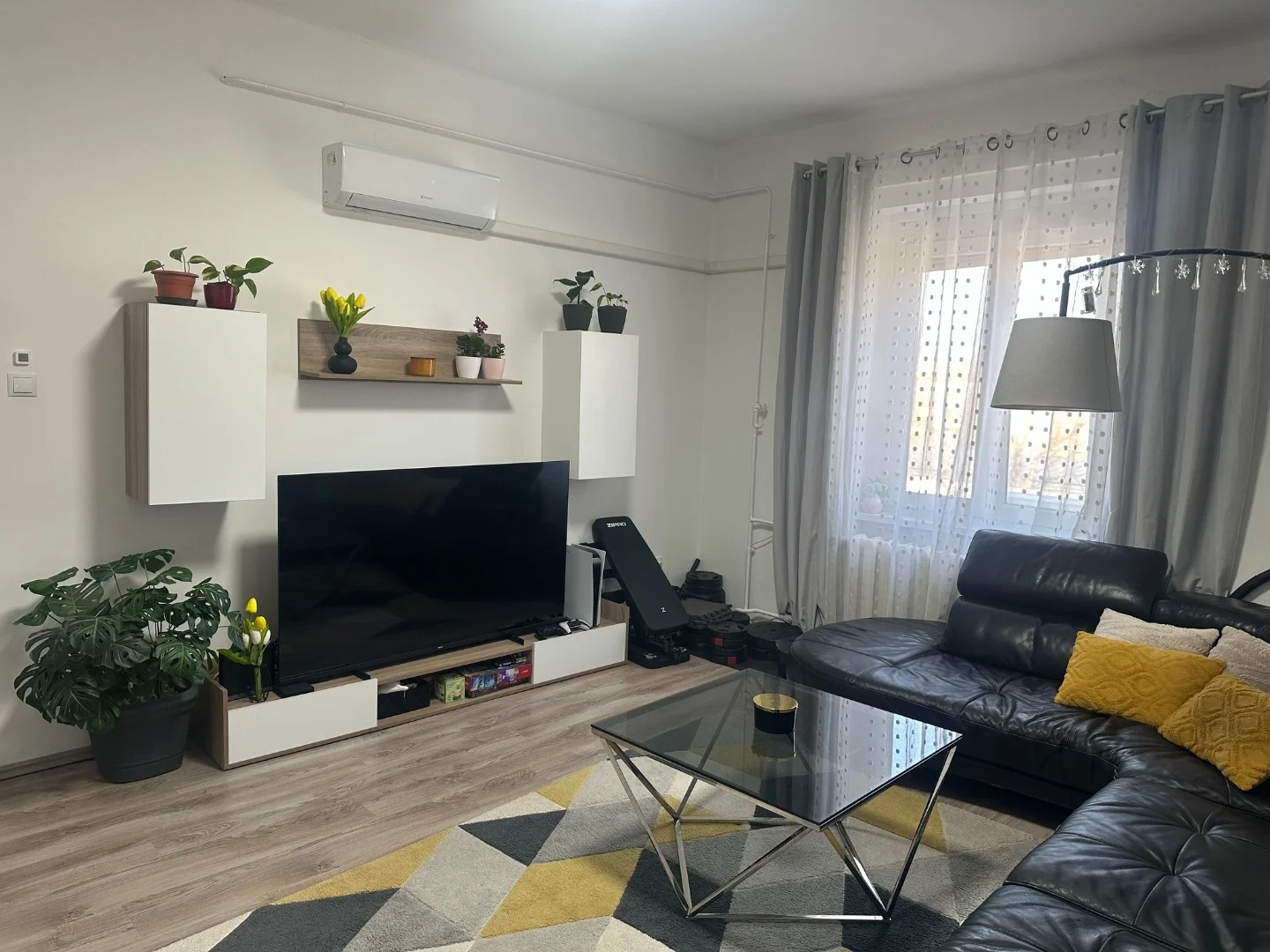 Eladó tégla lakás Dunaújvárosban - Kép 5