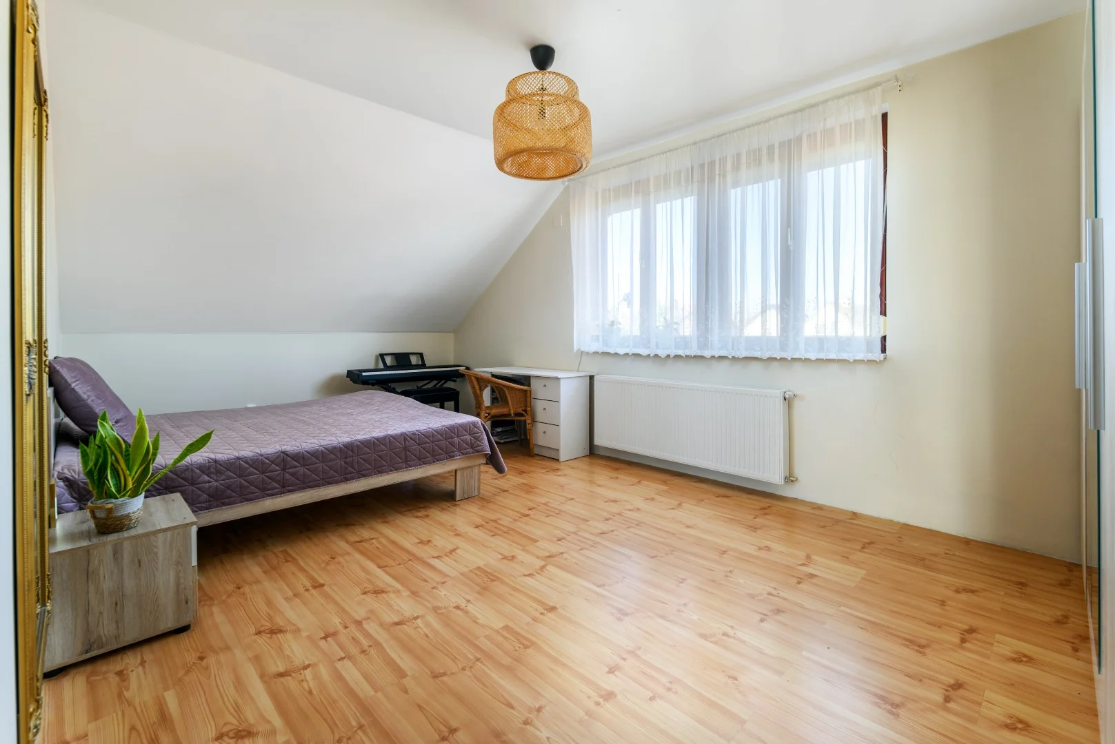 Eladó családi ház Tárnokon - Kép 16