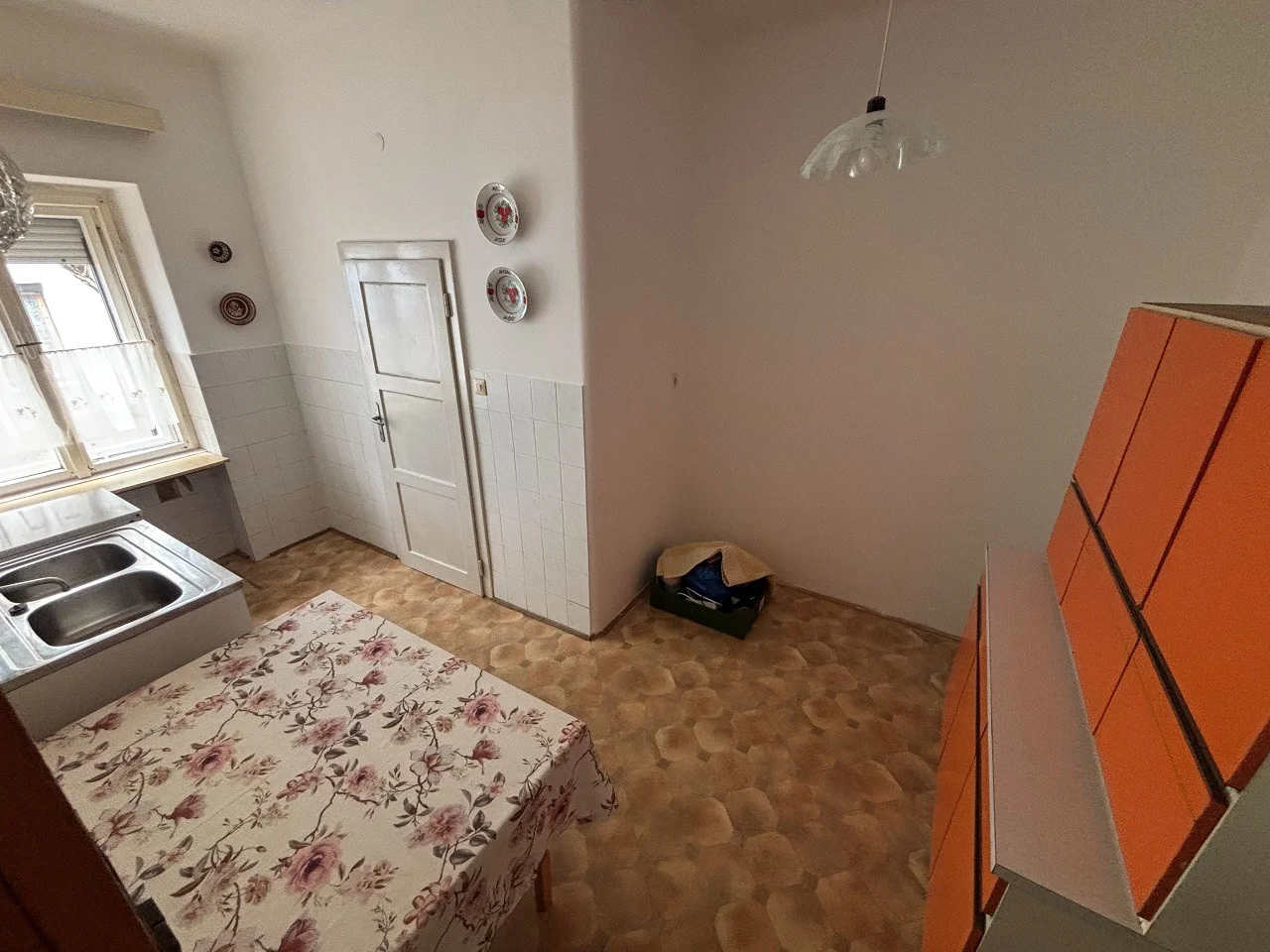 Eladó tégla lakás Pécsen - Kép 10