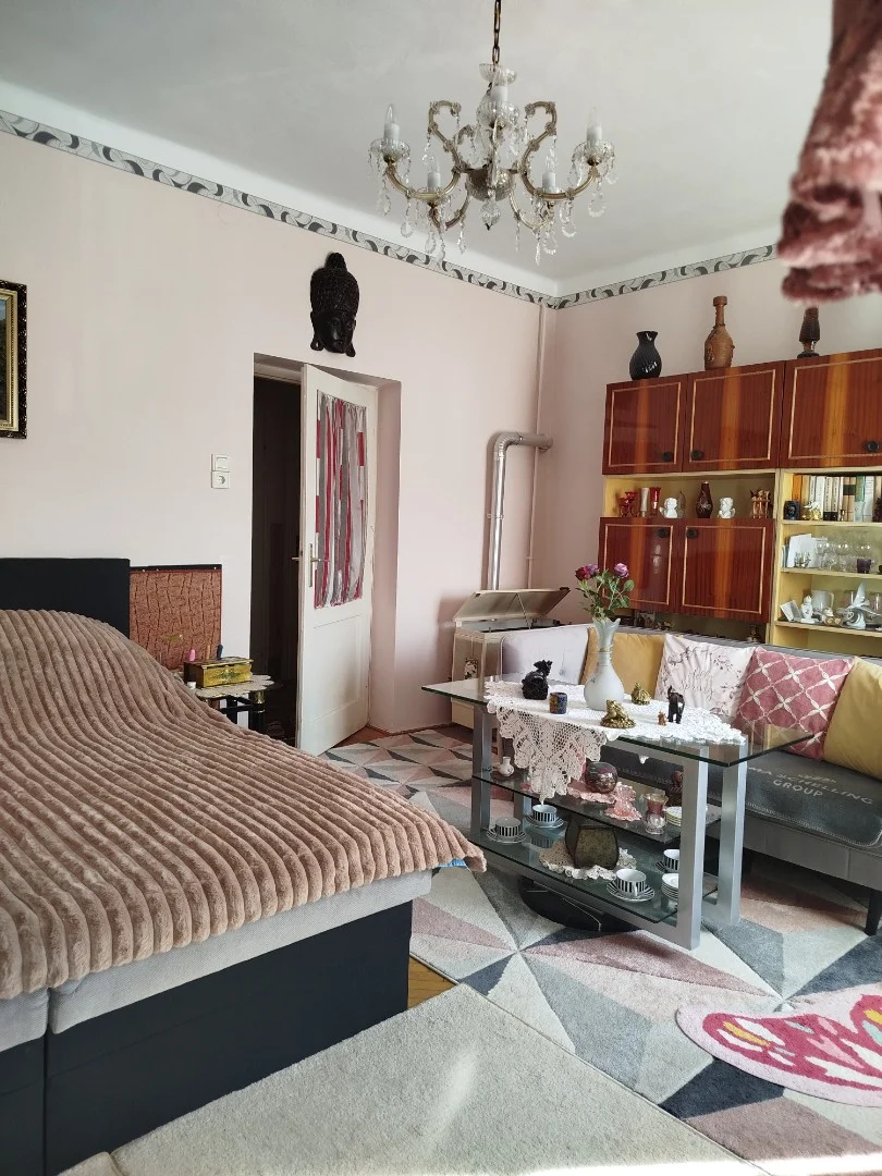 Eladó családi ház Pécsen - Kép 20