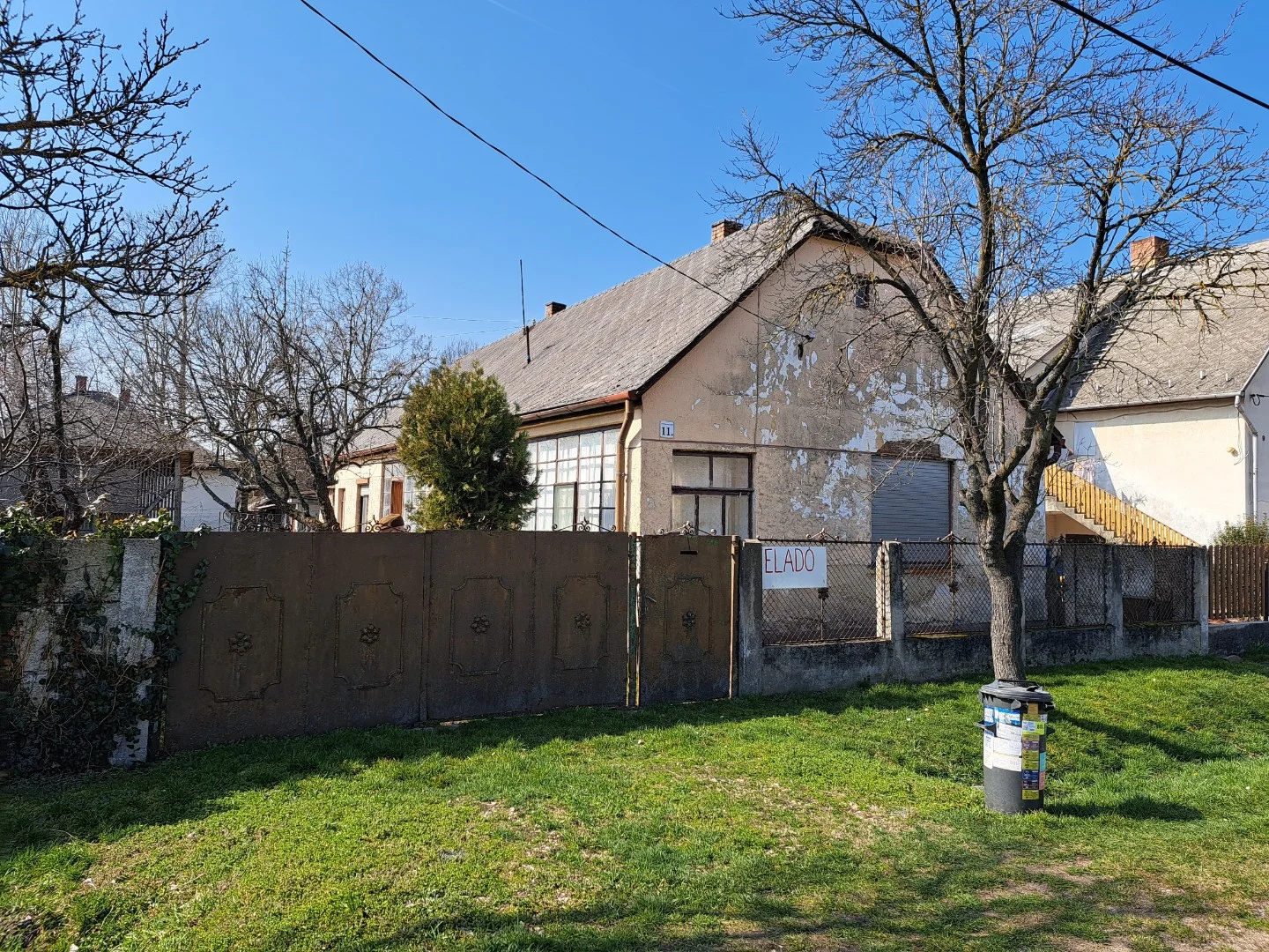 Eladó családi ház Csákváron