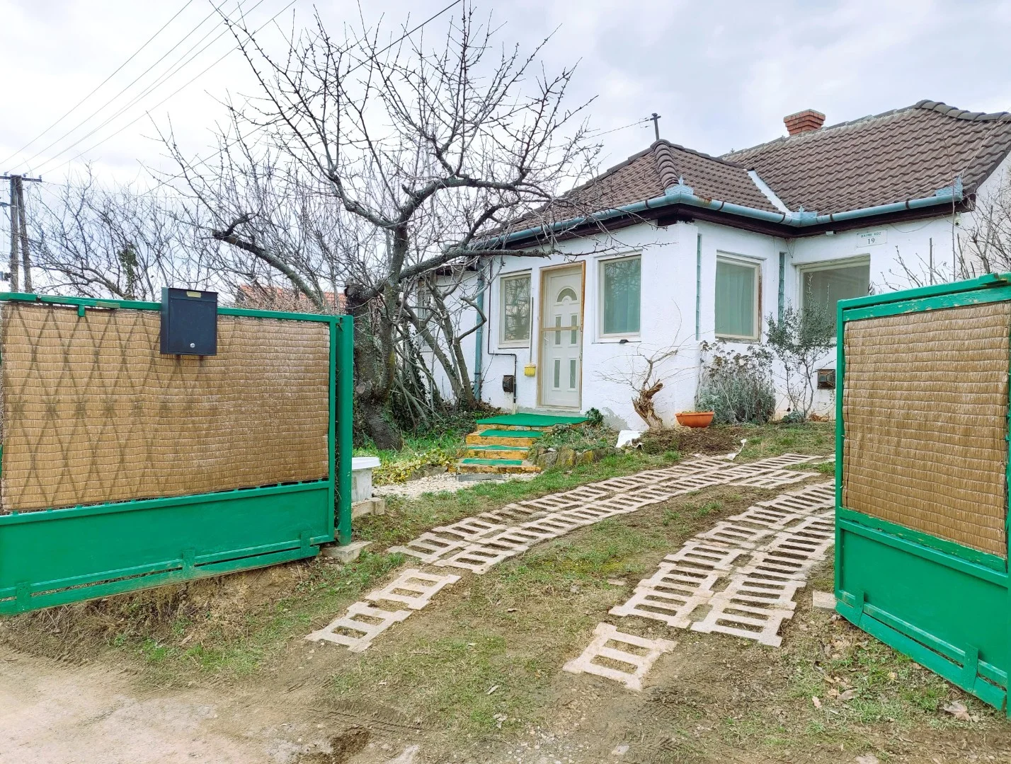 Eladó családi ház Pécsen